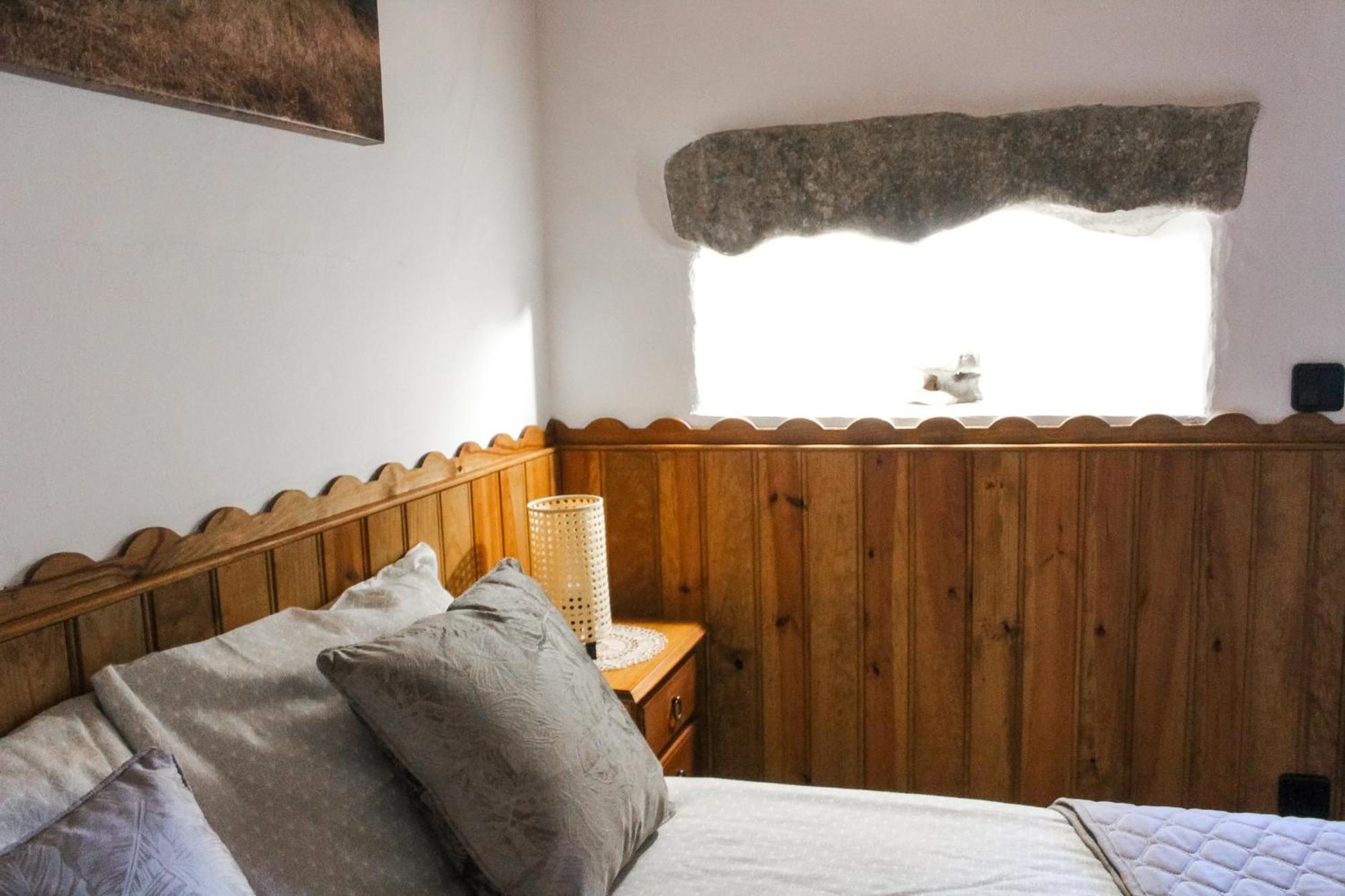 Farm stay Casas De Pedra - Quinta Da Escola Alvados