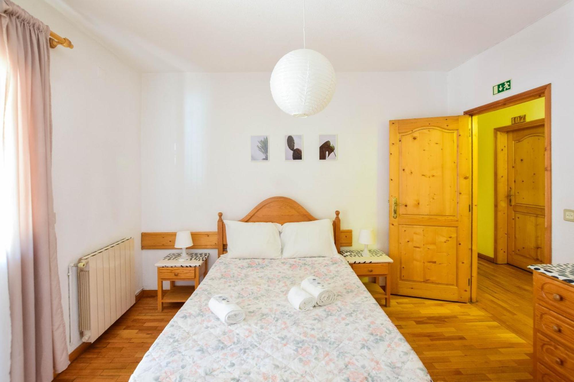 Nations - Bed & Breakfast 2*