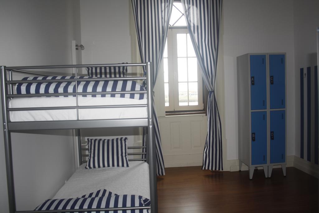 Hostel 402 *
