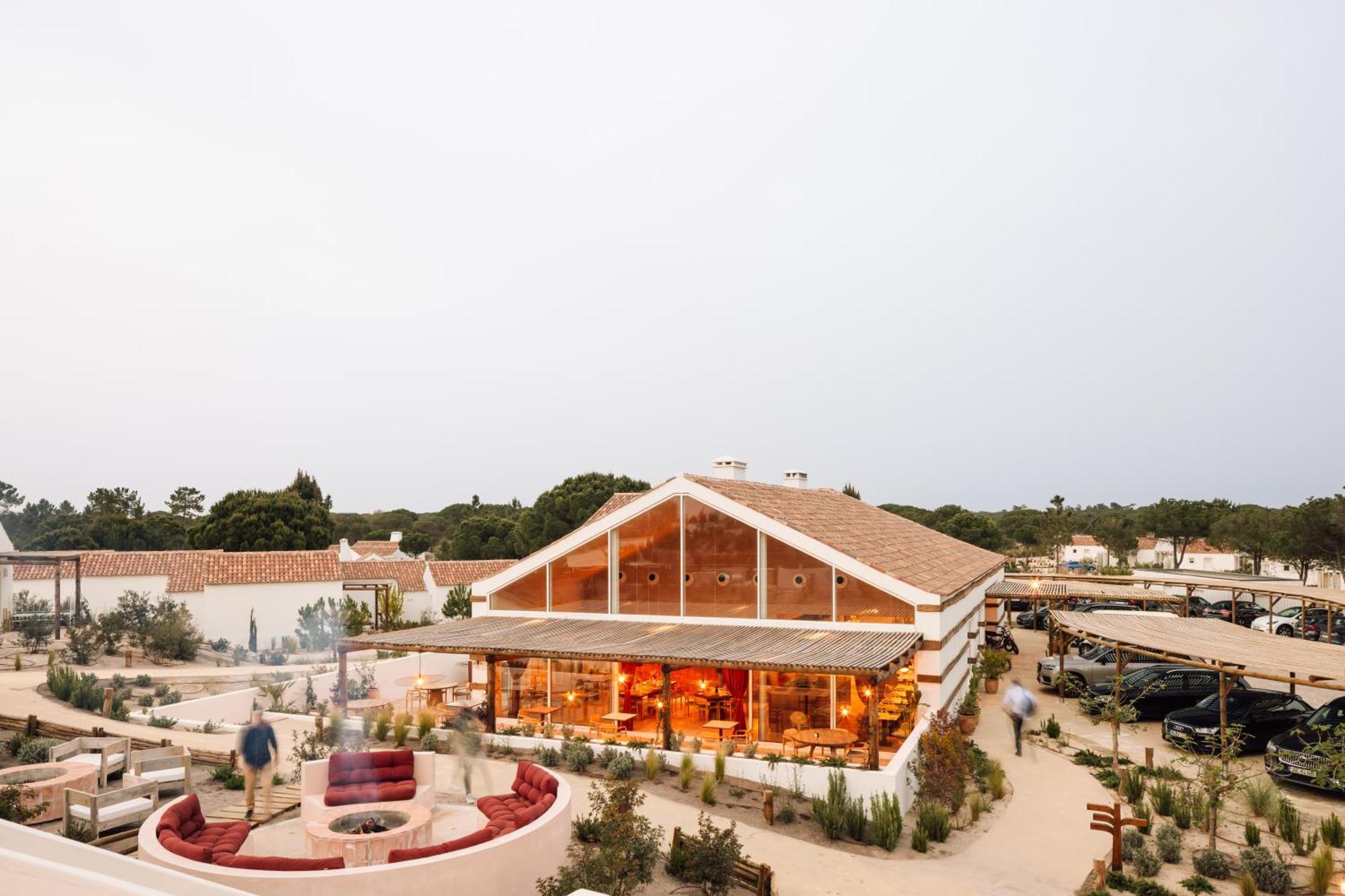 Independente 4* Comporta