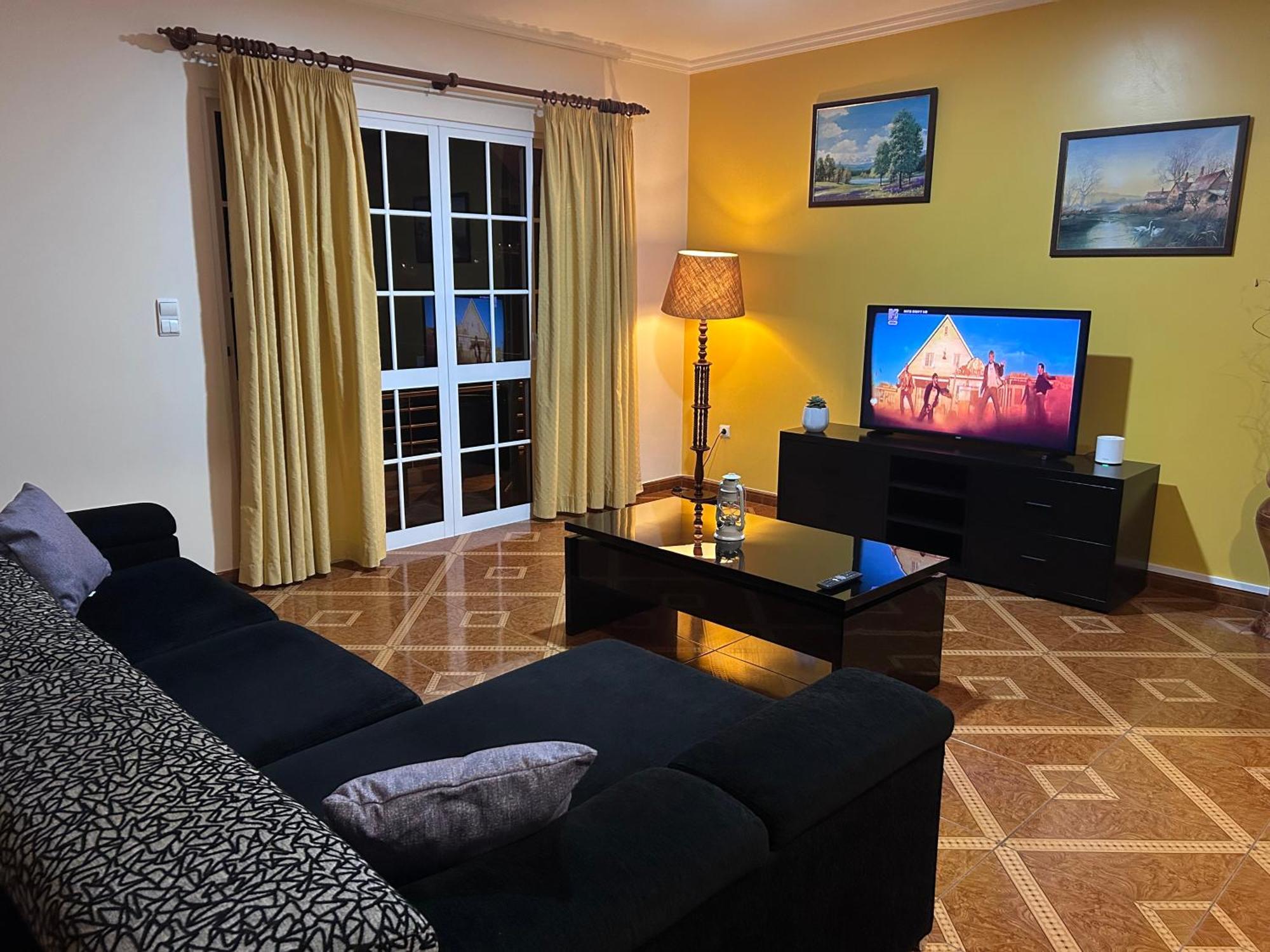Mendes - Ocean View Holiday home *
