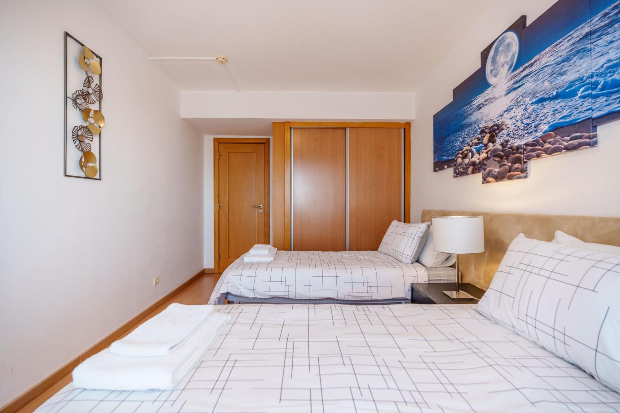 Apartment Spectacular 2 Bed Apartment, Huge Terrace And Sea View Portimao
