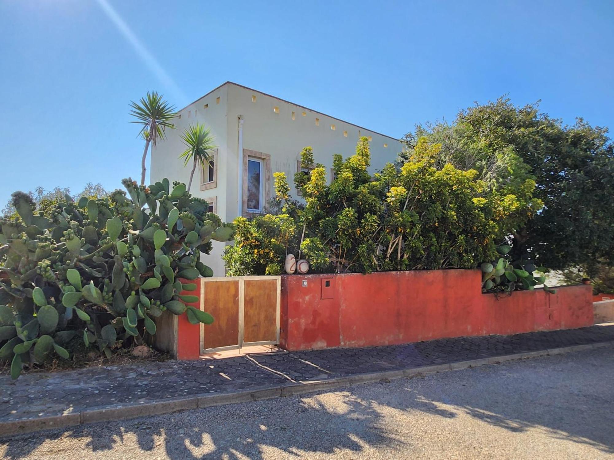 Ingrina - House & Holiday home