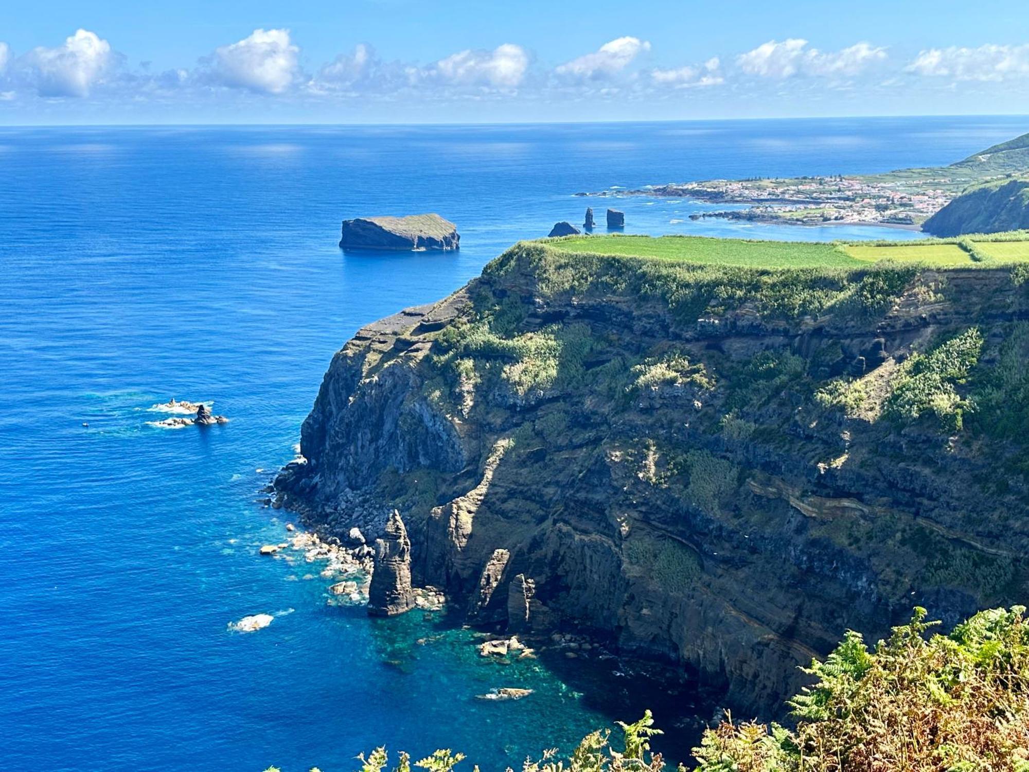 Anna Splendid Sunset Ocean Front Mosteiros (Azores)