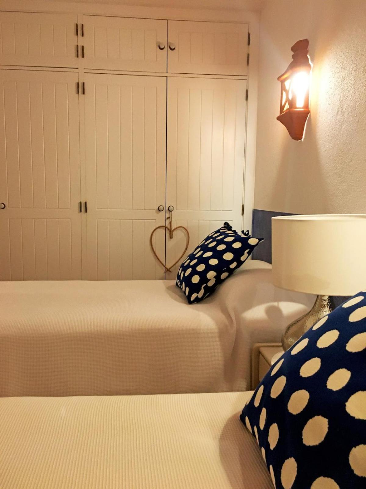 Apartment Stylish Sunny With Pool At Alba *