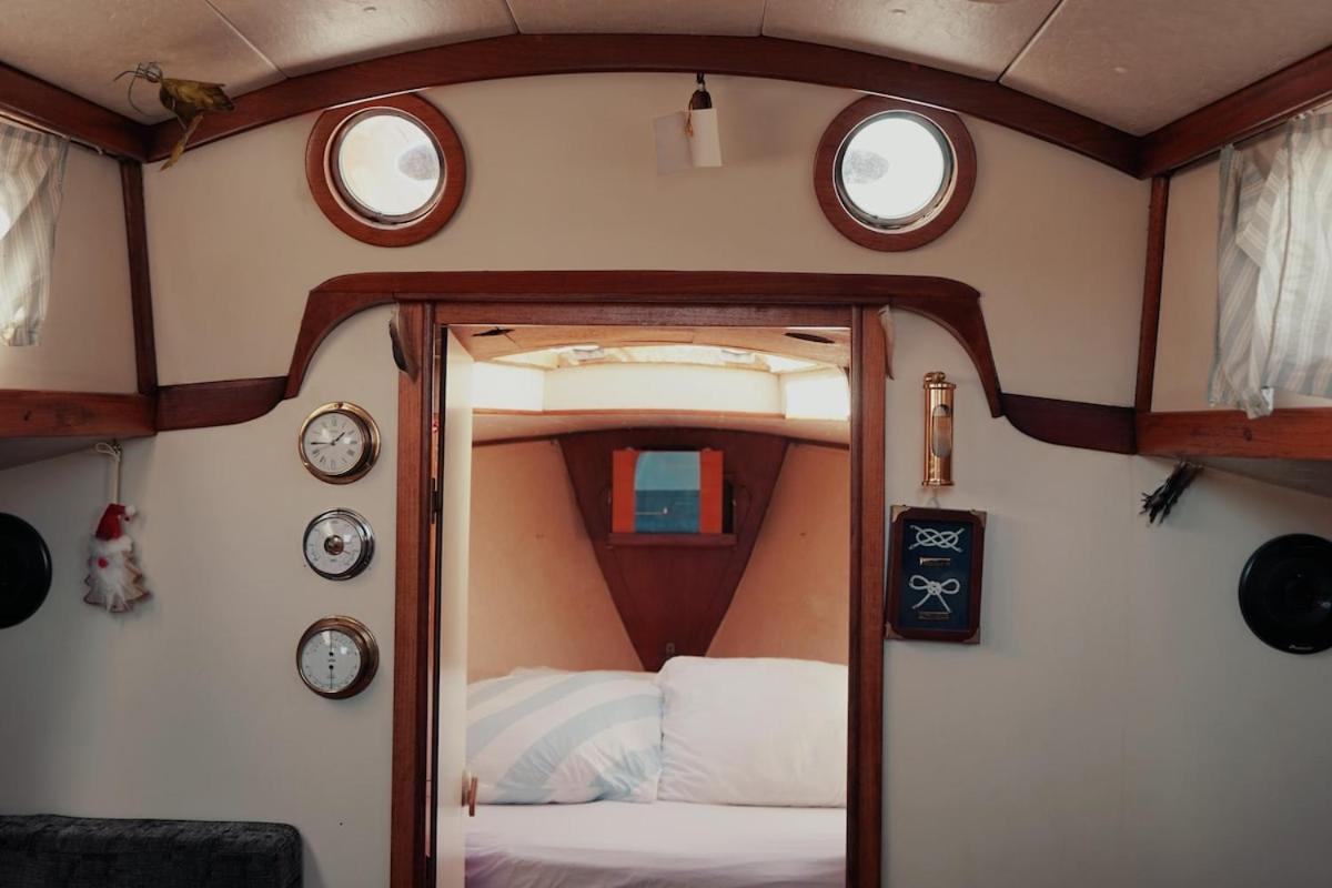 Cozy Marina Sleepaboard - Sail Away Hotel en barco *