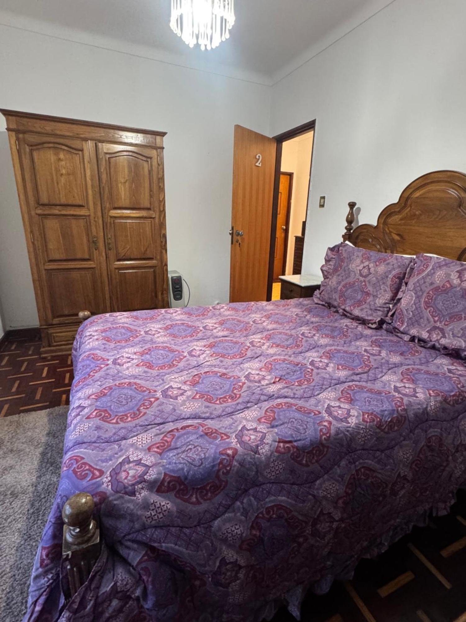 House Mariona Hostel *