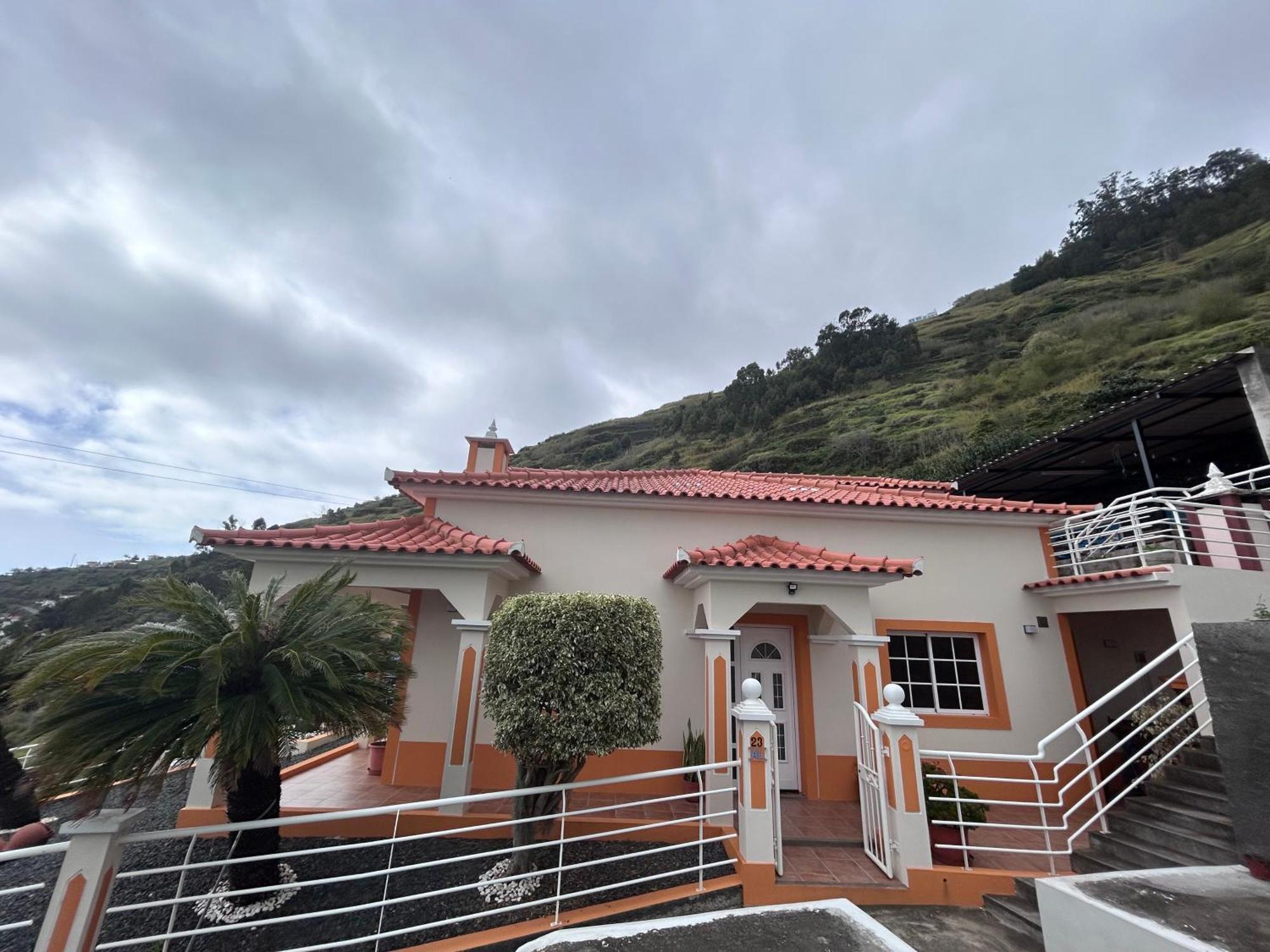 Mendes - Ocean View Holiday home Arco da Calheta (Madeira)