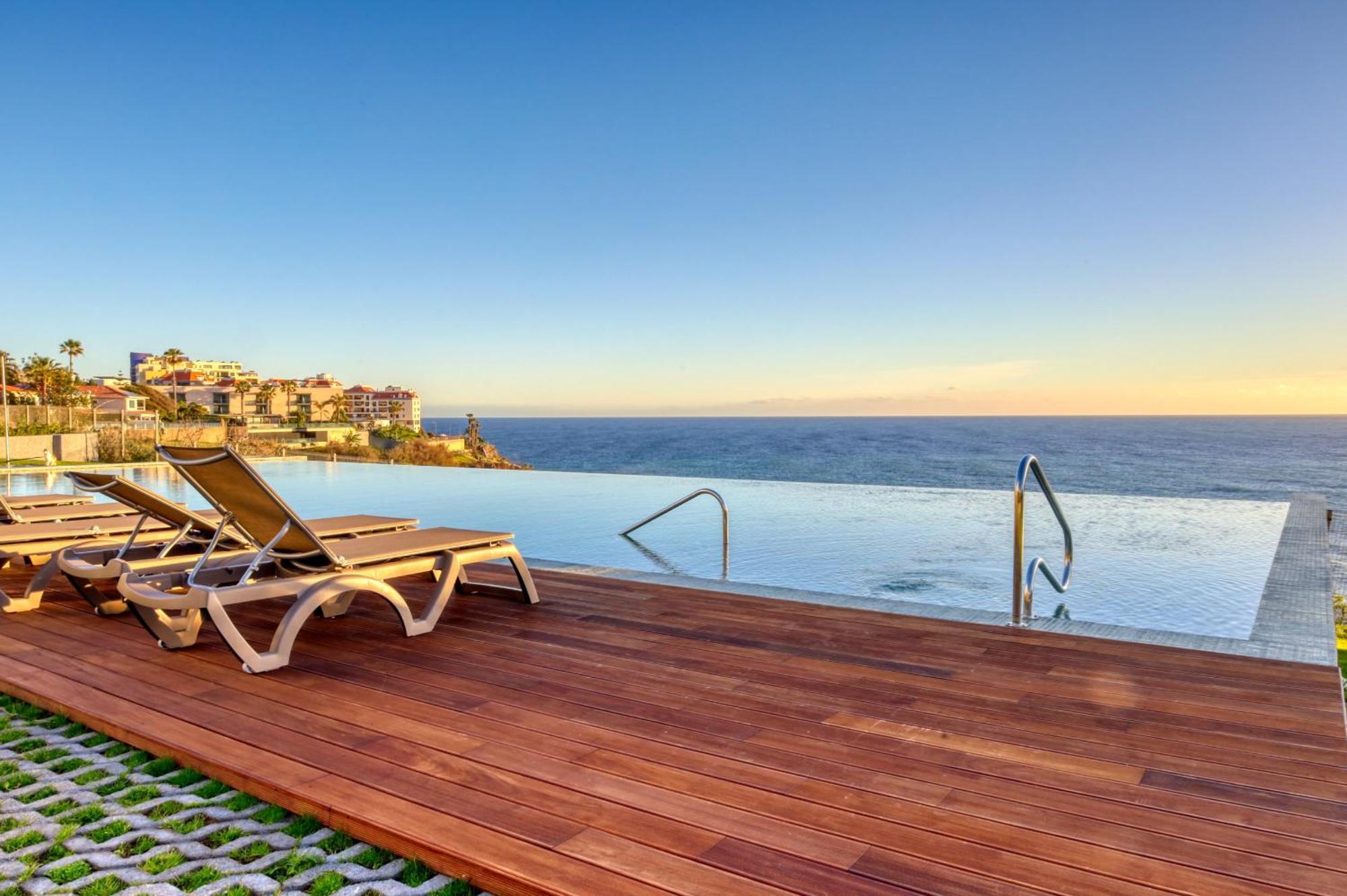 Apartment Acqua Blue, A In Madeira