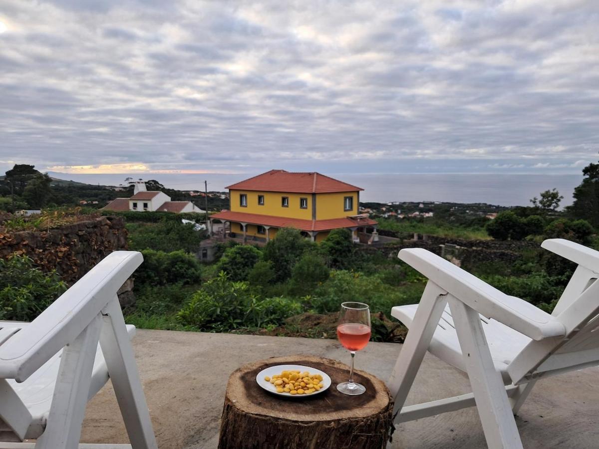 Biscoitos View Apartment