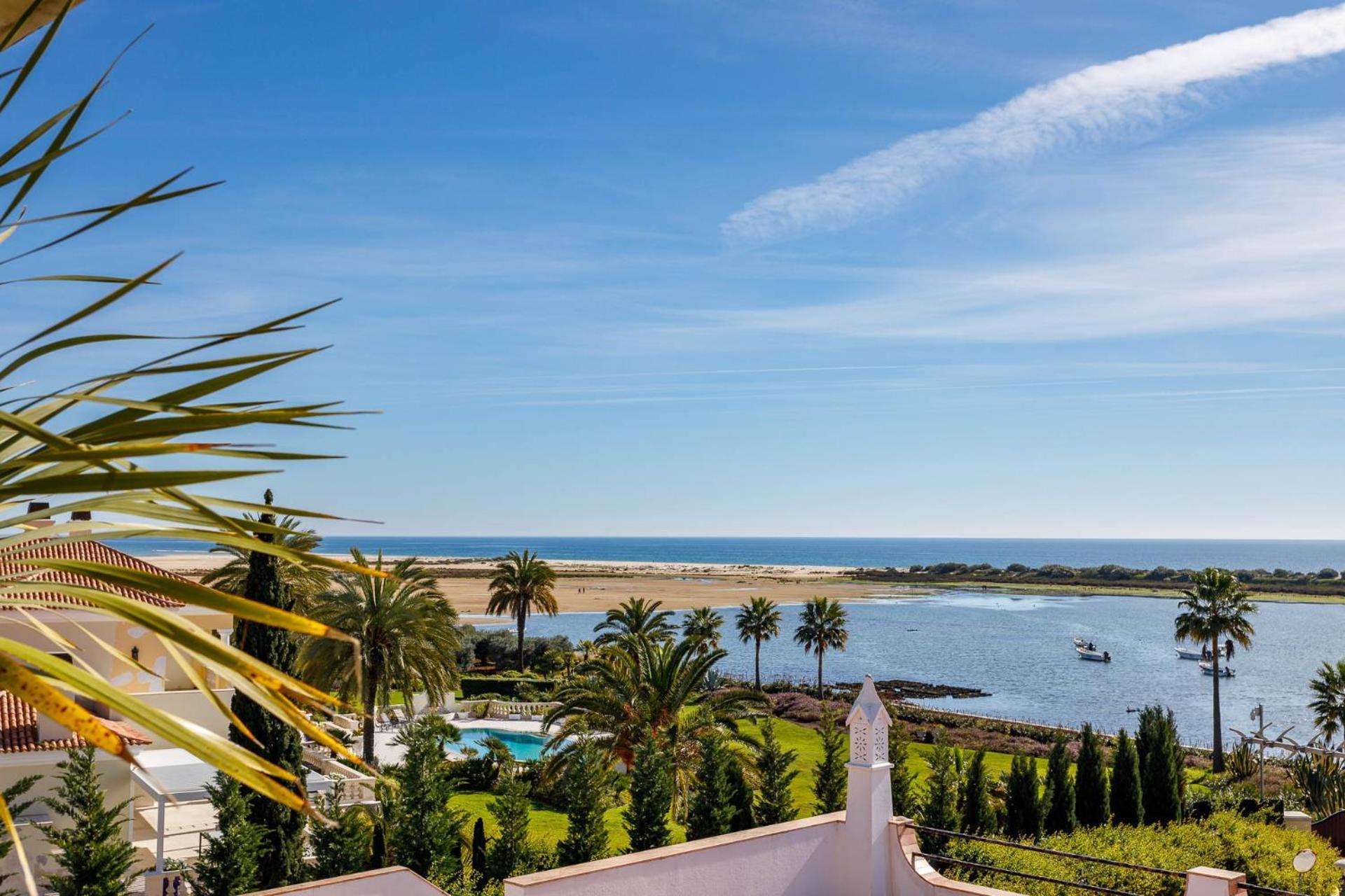 Guest house Horta Do Mar - Fabrica