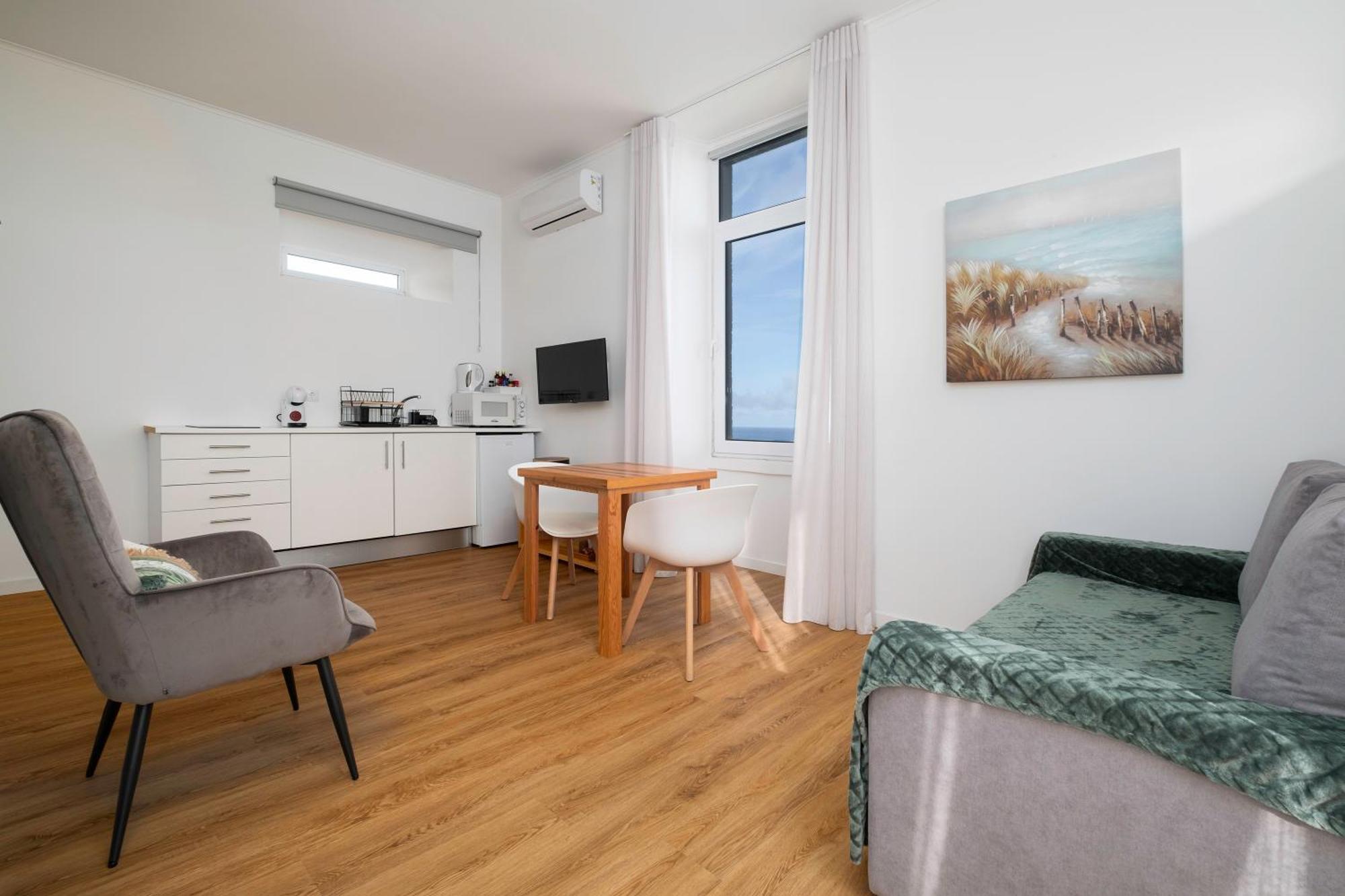 Casa Formosa - Host & Chill Guest house *