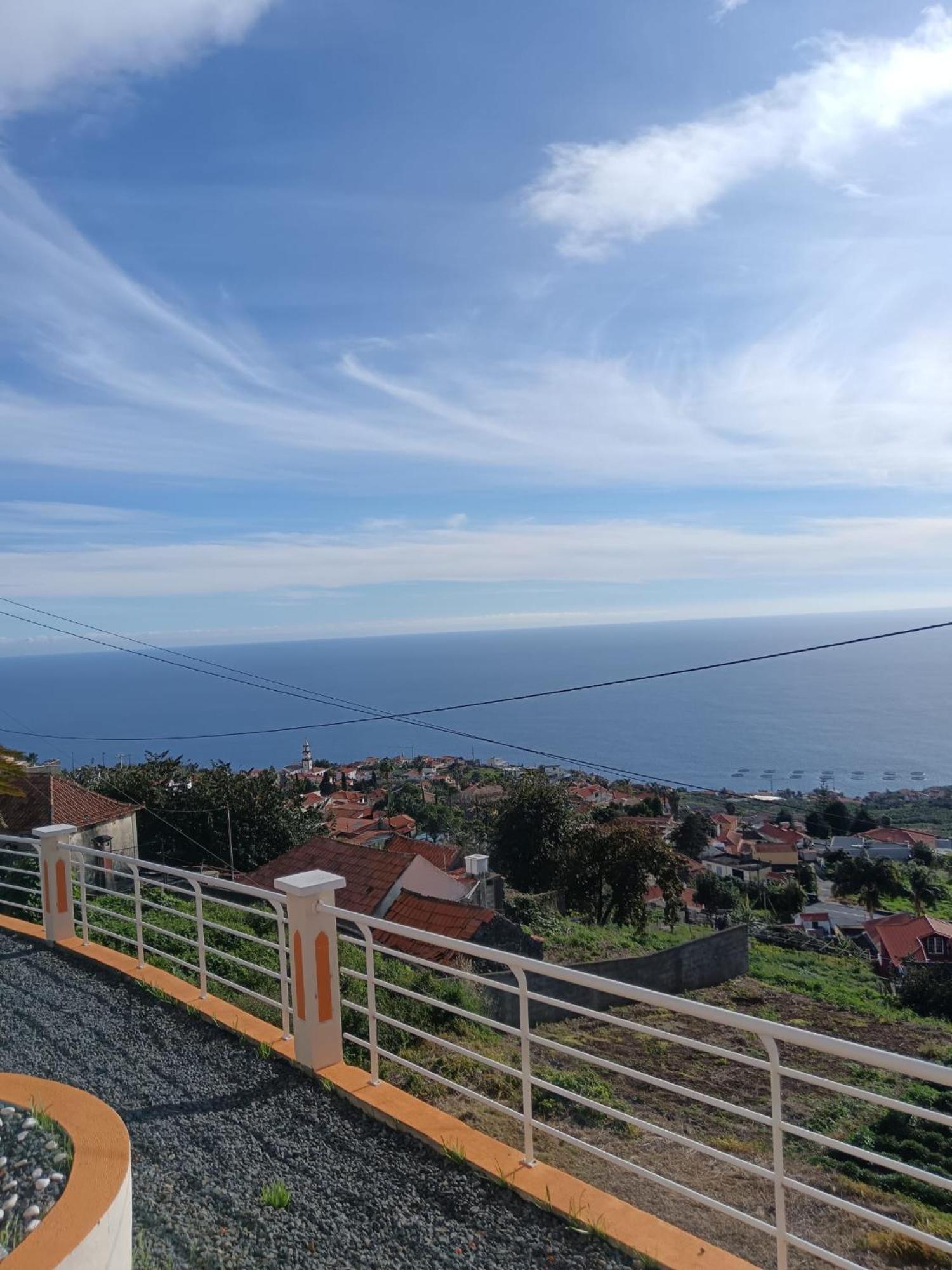 Mendes - Ocean View Holiday home