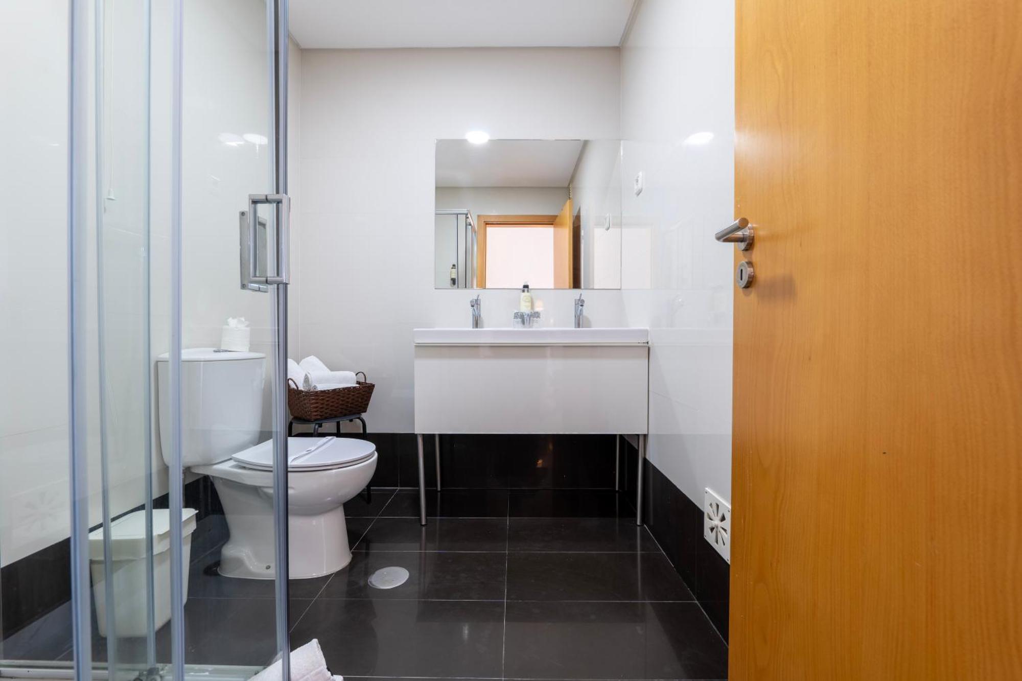 Local E Mar Guest house