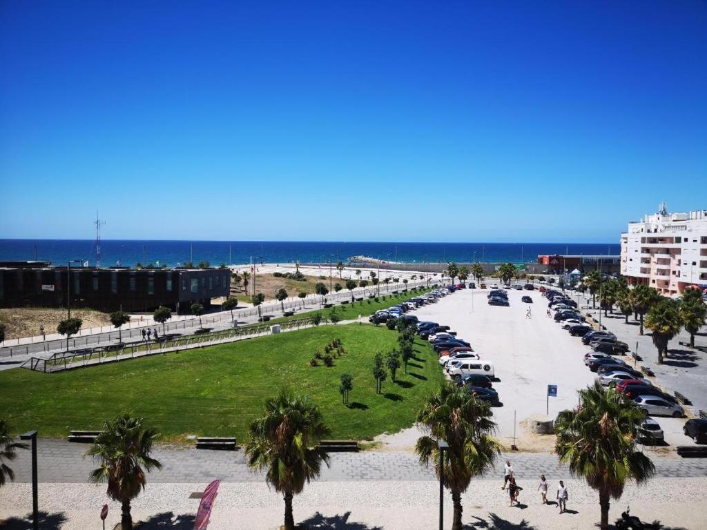 Caparica Costa Azul Apartment *