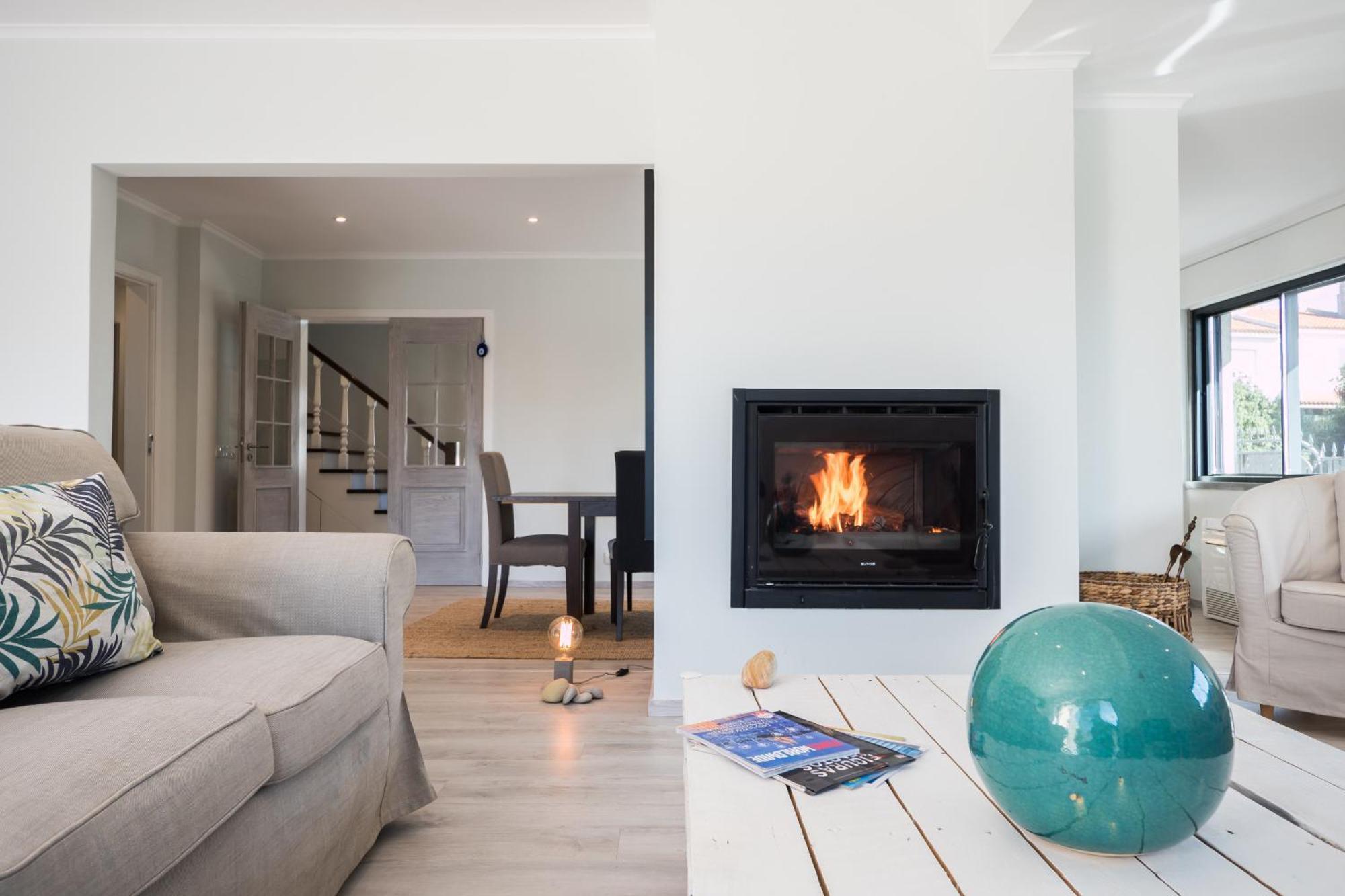 Beguest Sun & Pool House * Parede