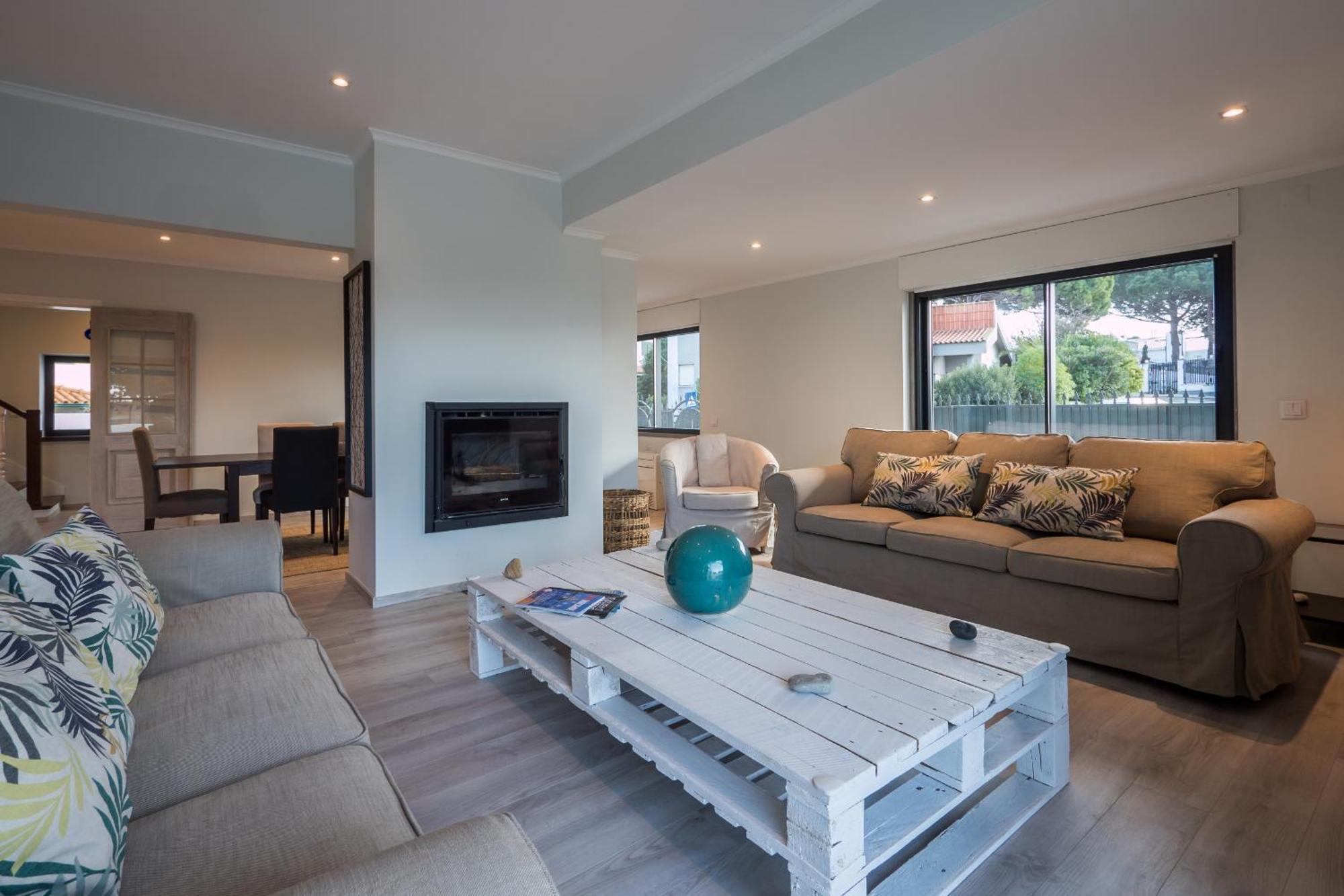 Beguest Sun & Pool House *