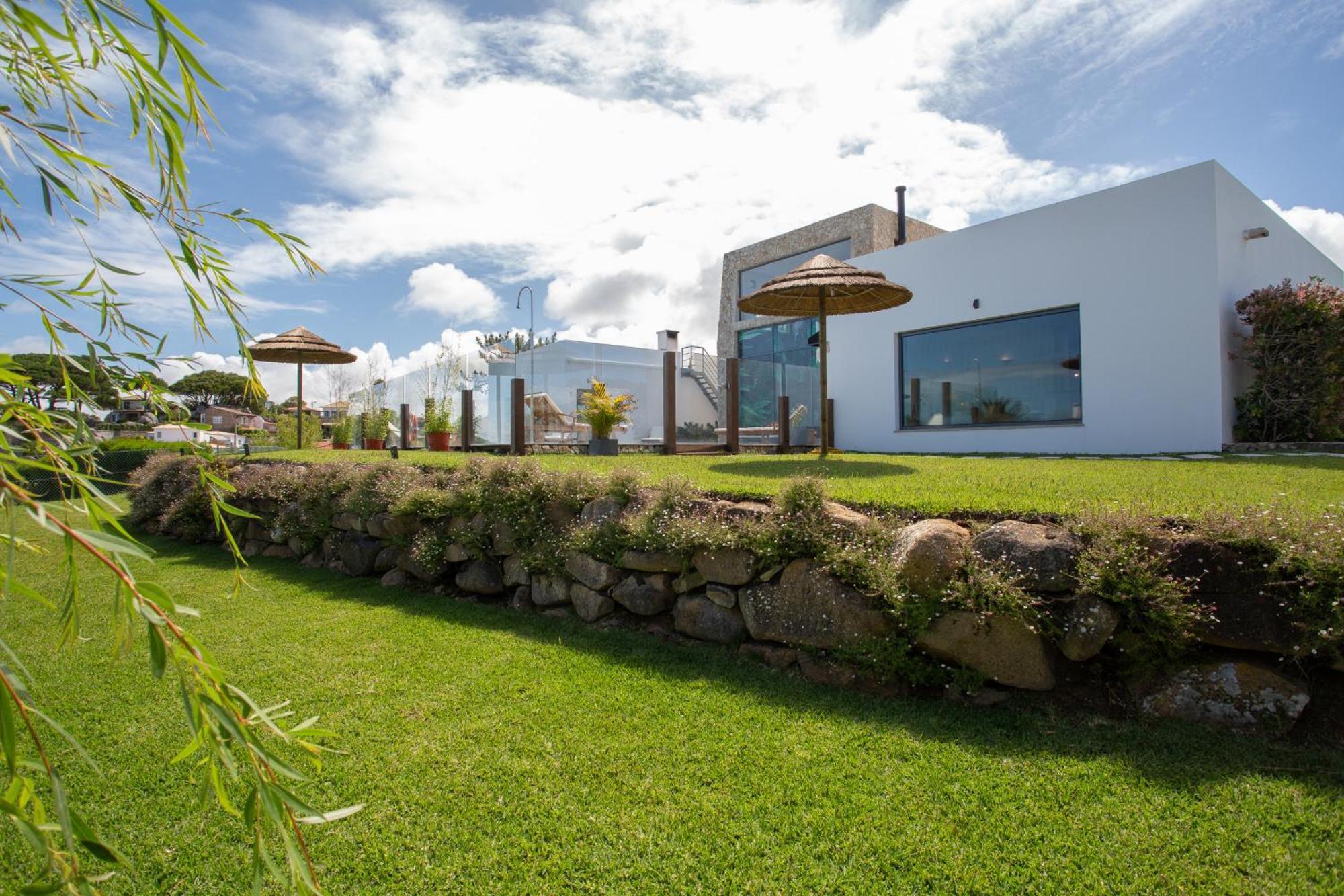 Guest house Penedo Escape Sea *