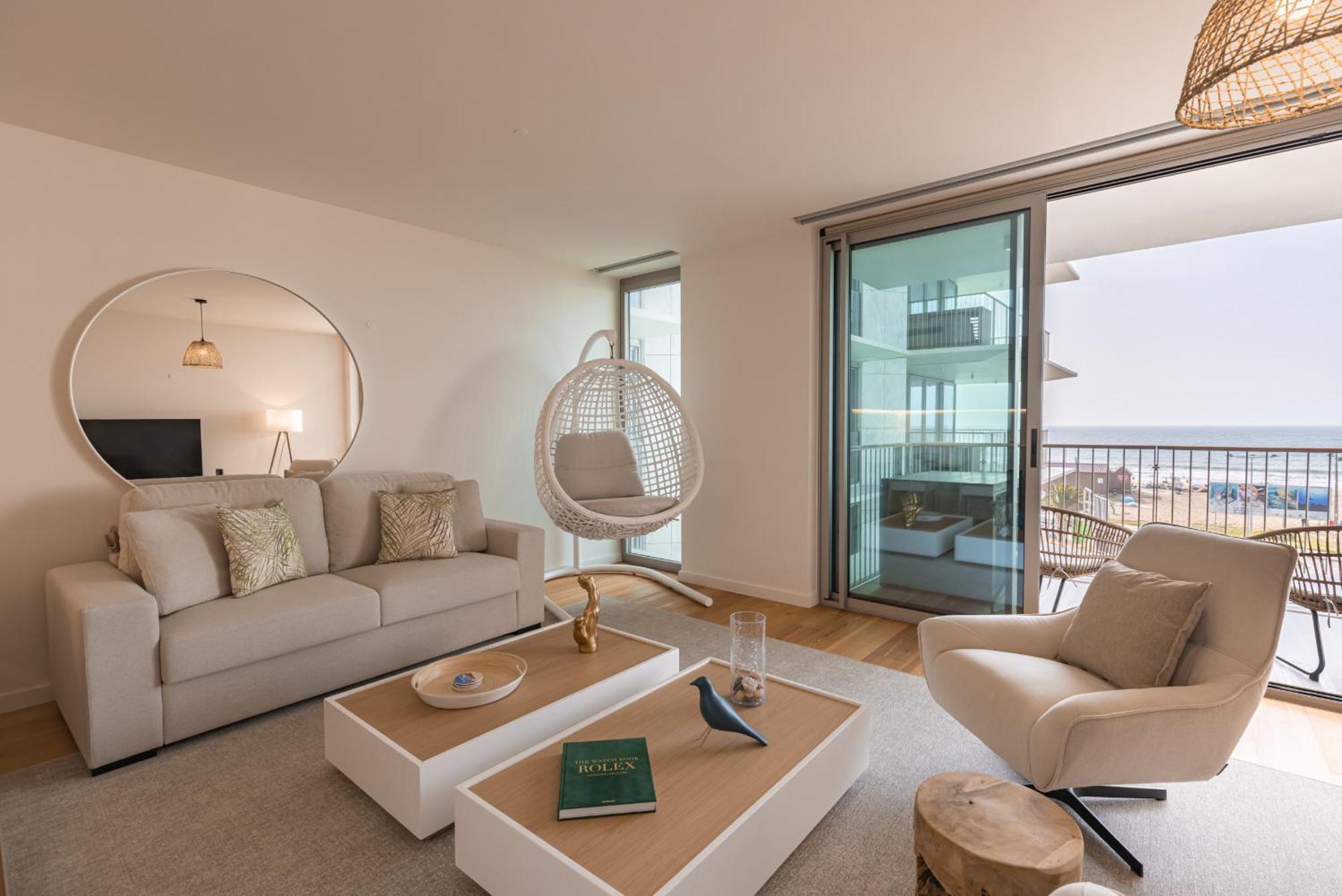 Ocean View Luxury Bayline