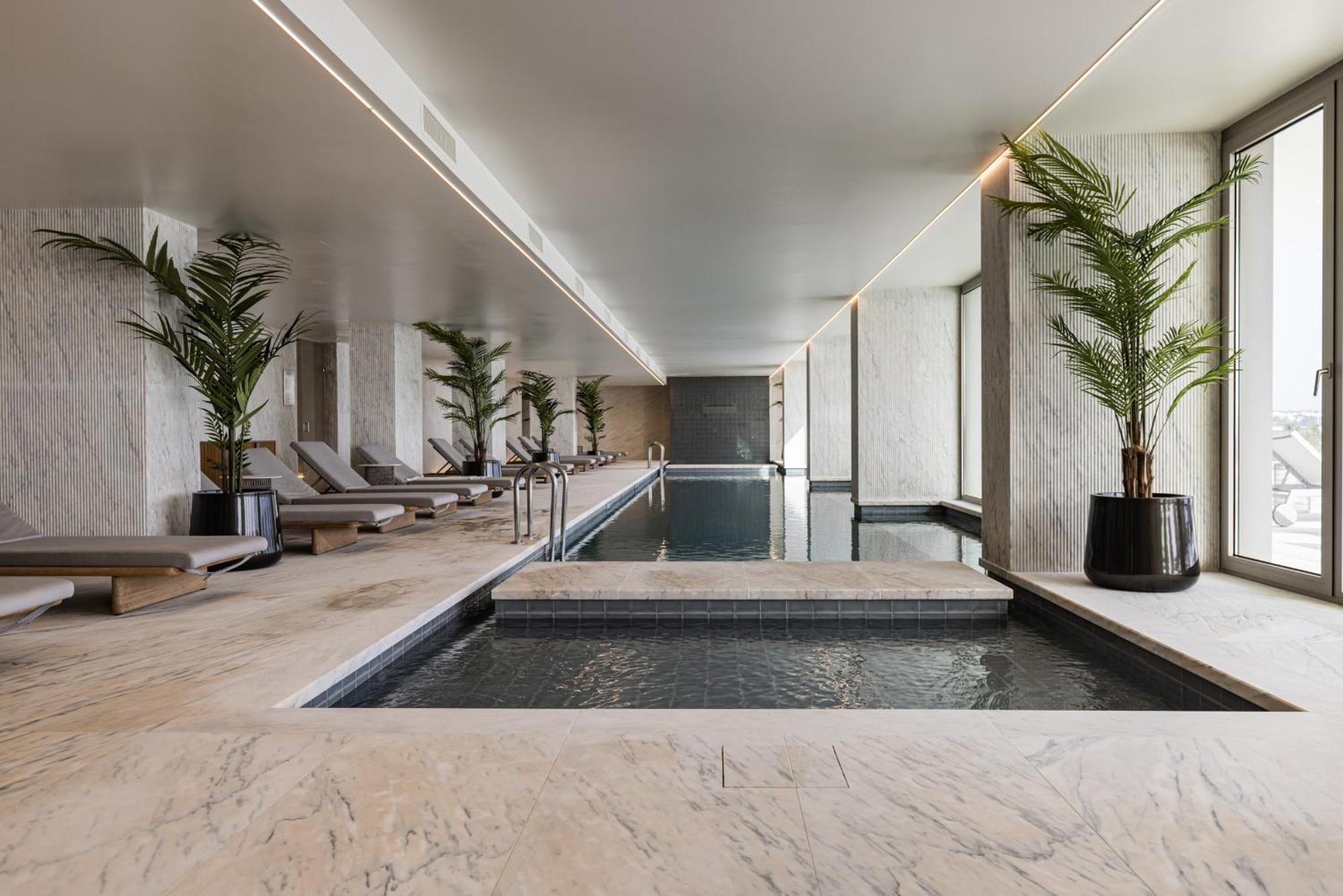 Ocean View Luxury Bayline Apartment