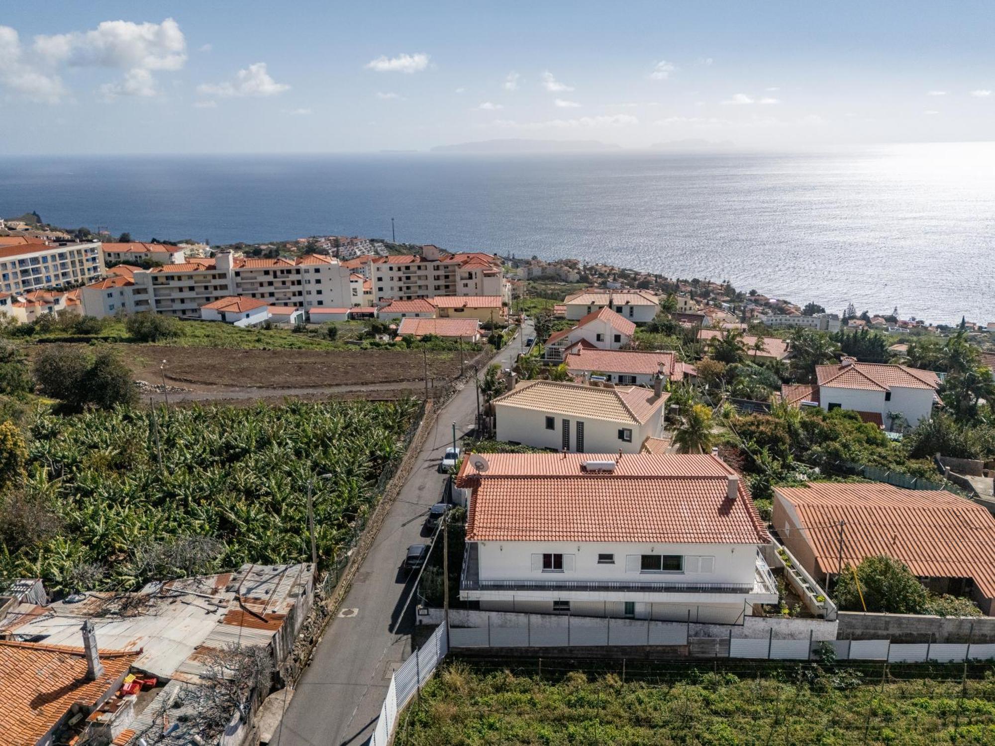 Apartment Azur & Bellevue Du Canico (Madeira)