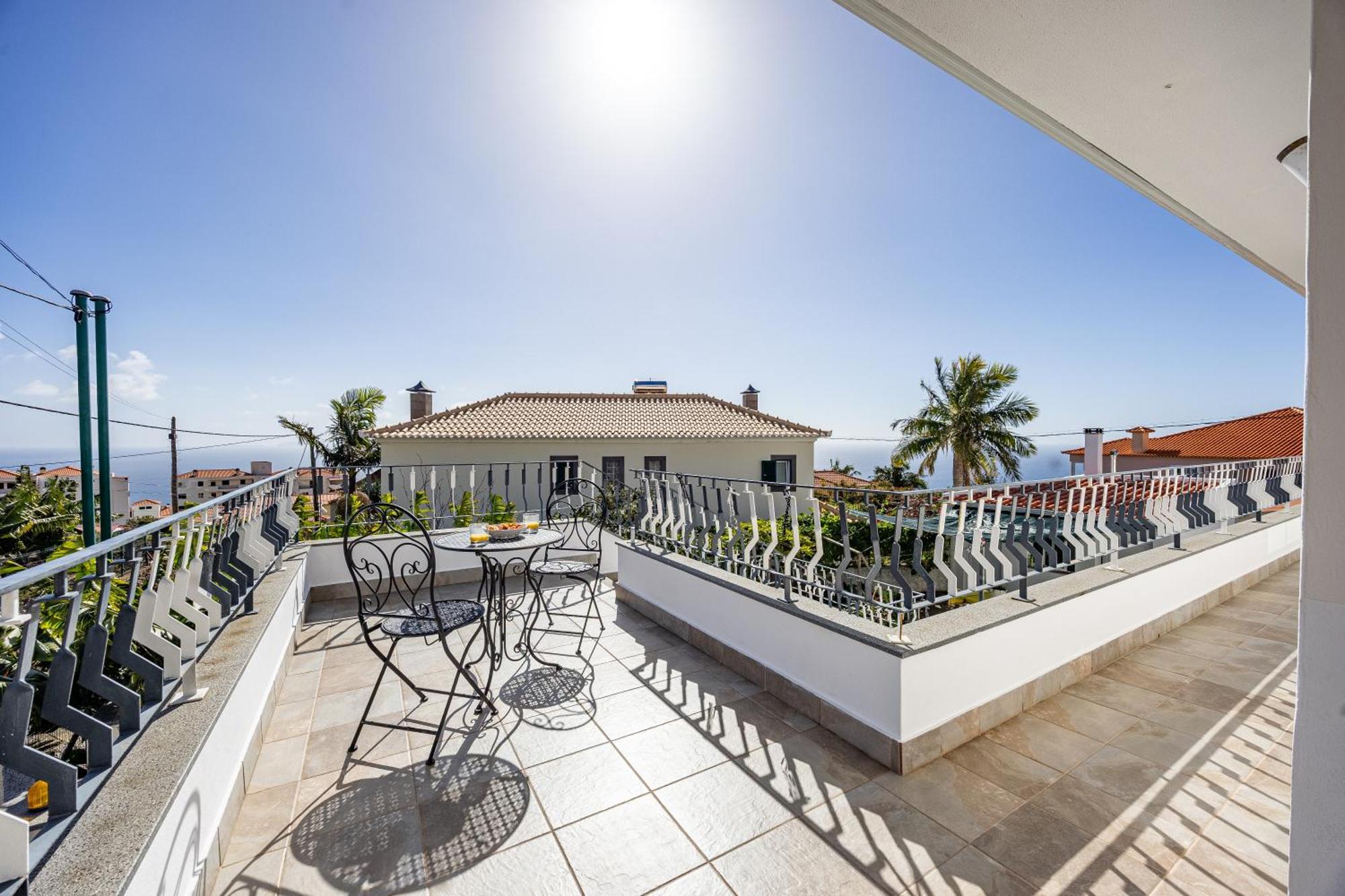 Azur & Bellevue Du Apartment Canico (Madeira)