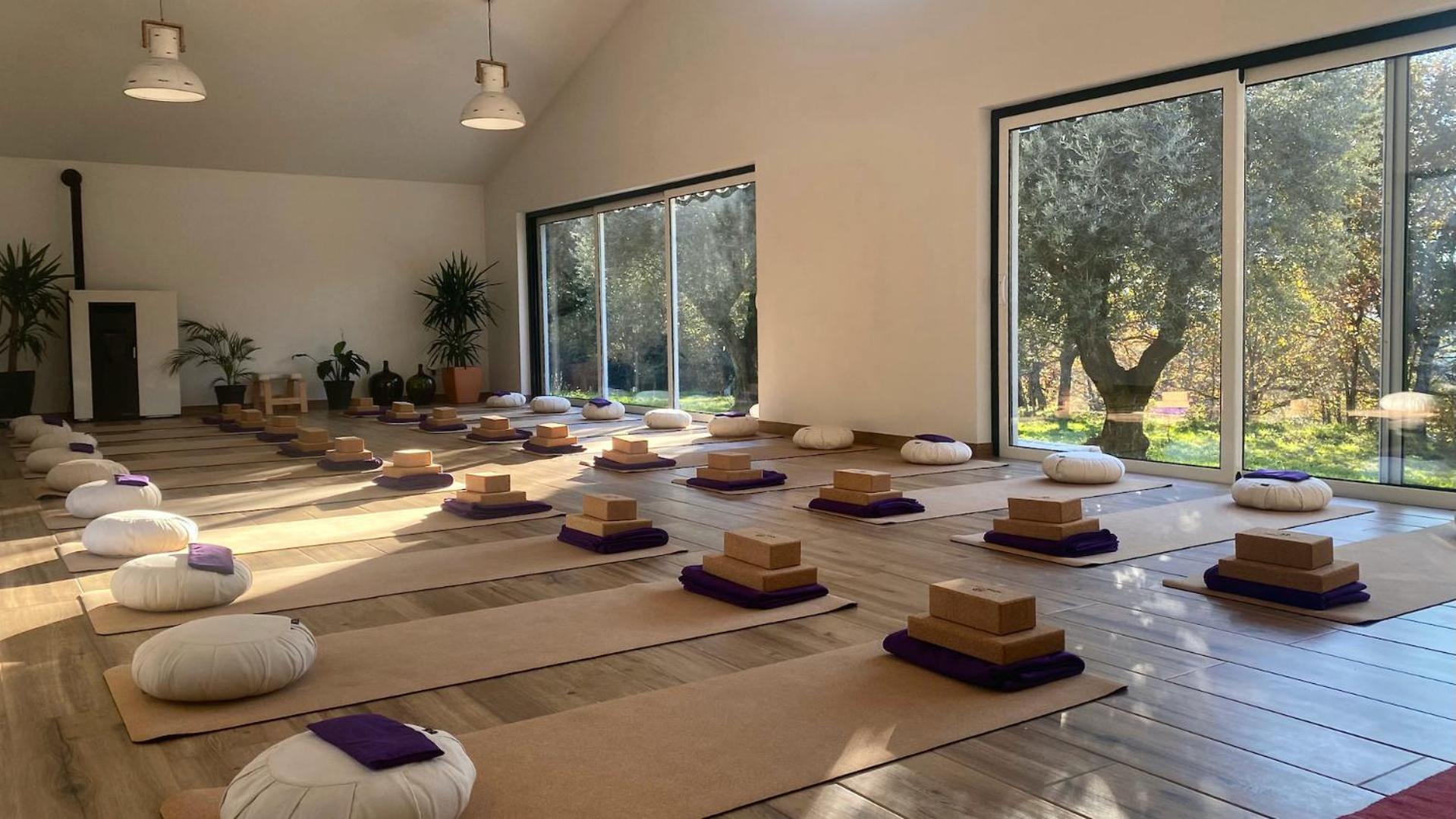Bed & Breakfast Catrinandes - Retreat Center Tondela