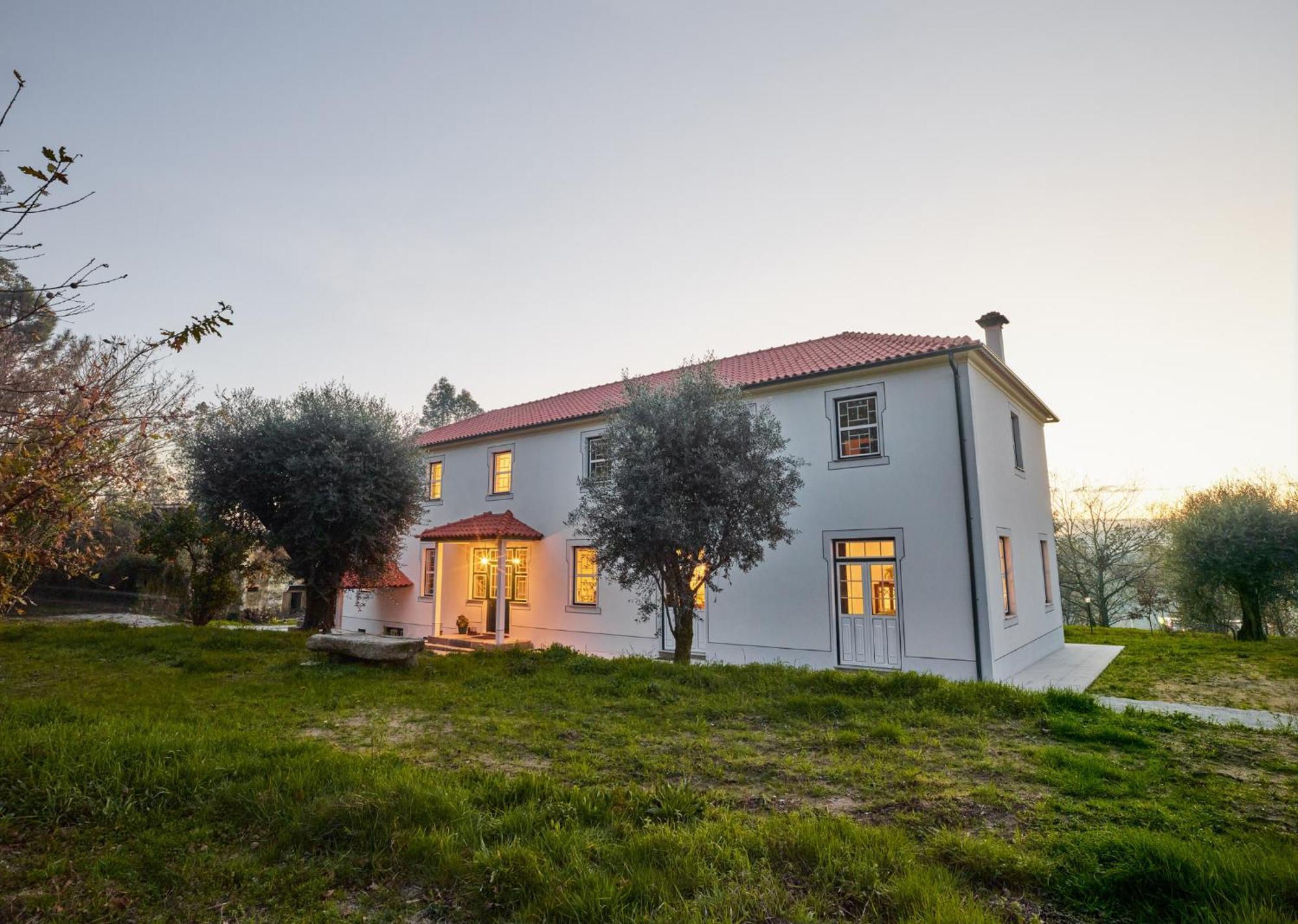 Catrinandes - Retreat Center * Tondela