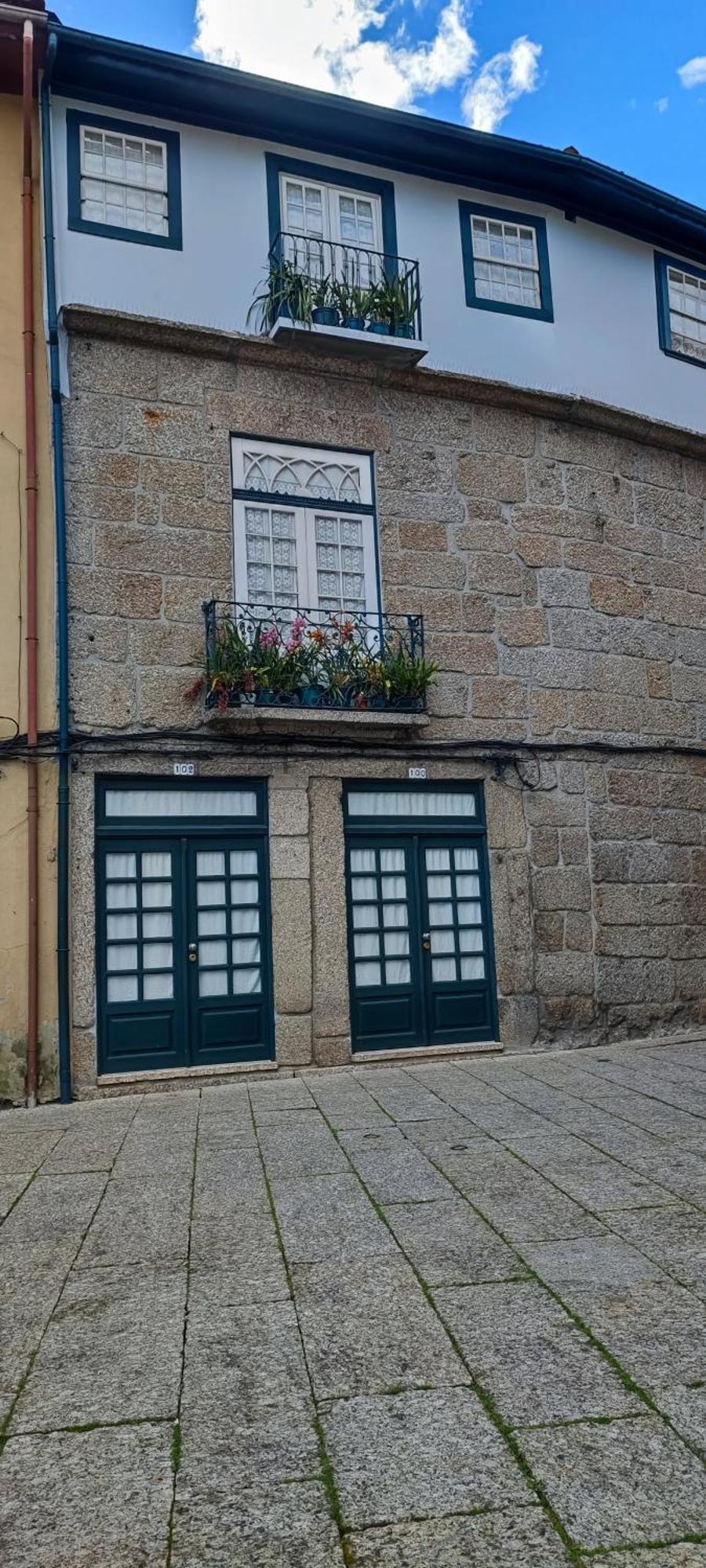 Pensión Local F&b Guimarães