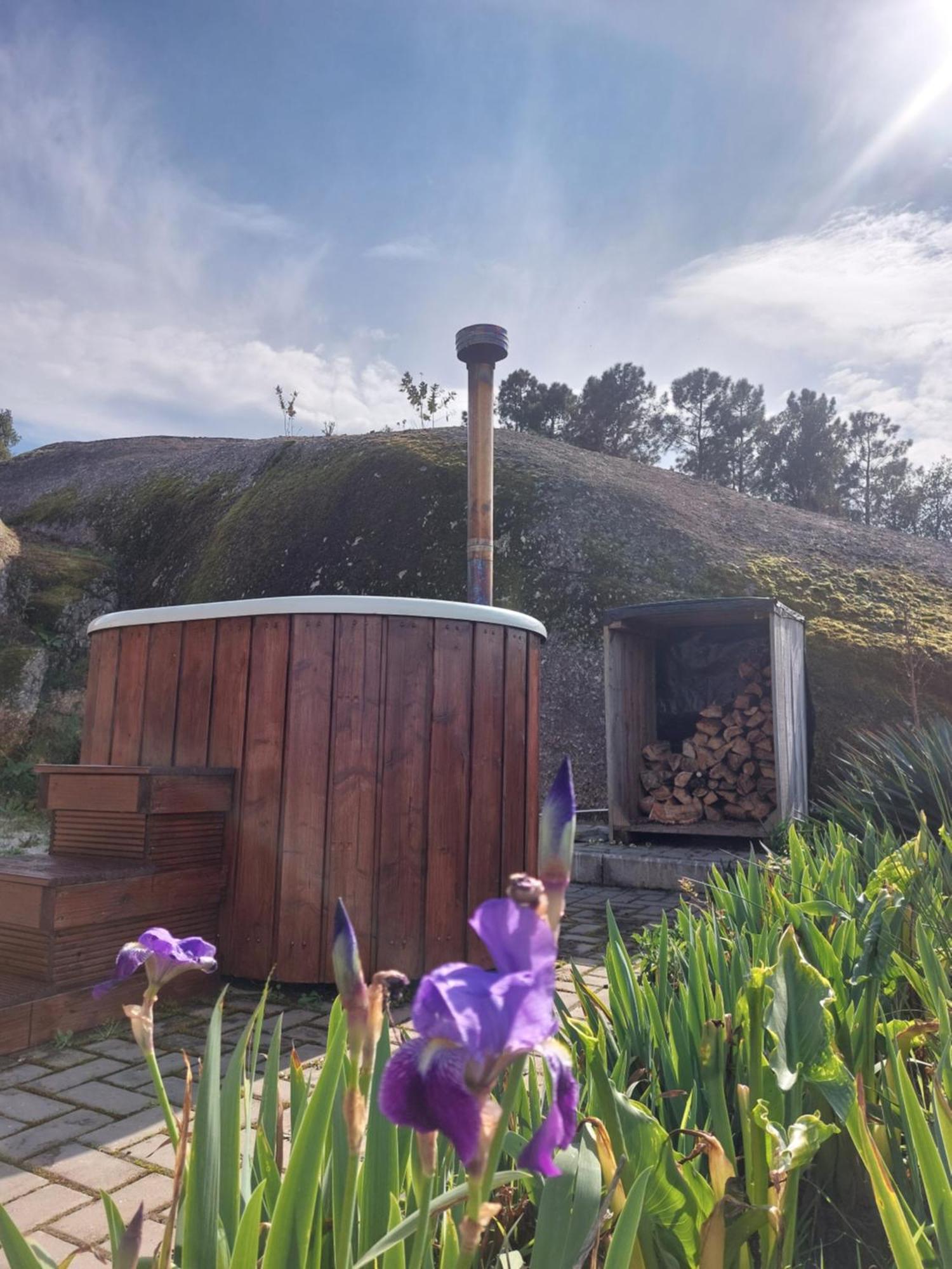Quinta Dos Corgos Bed & Breakfast *