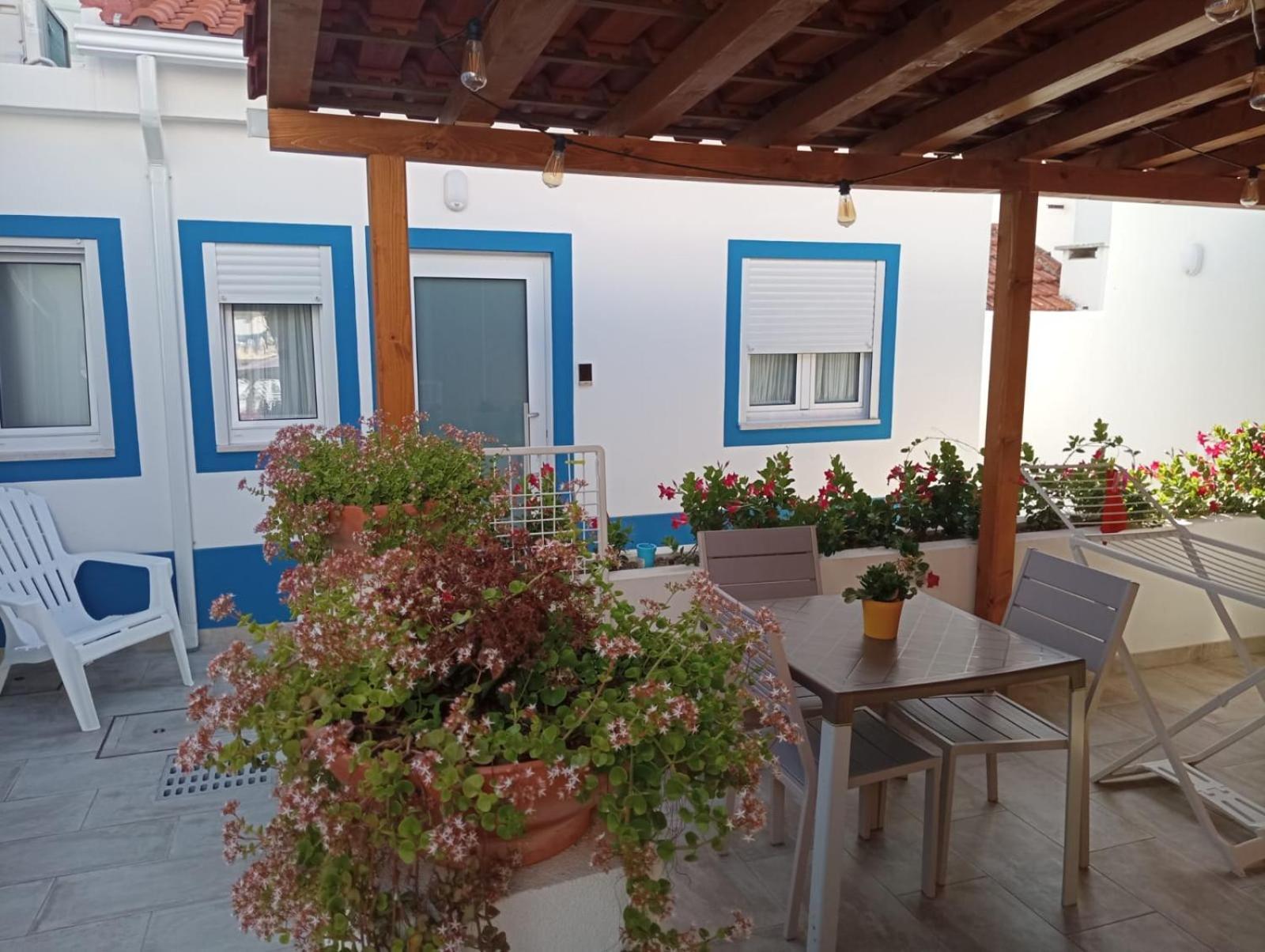 Patio C'un Casinhas *