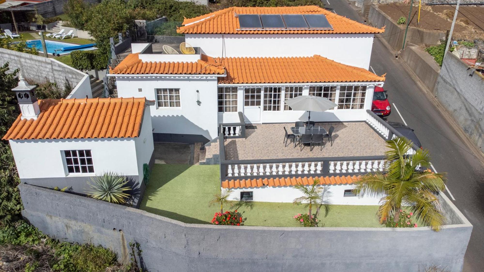 De Casa By Galmi Estreito Da Calheta