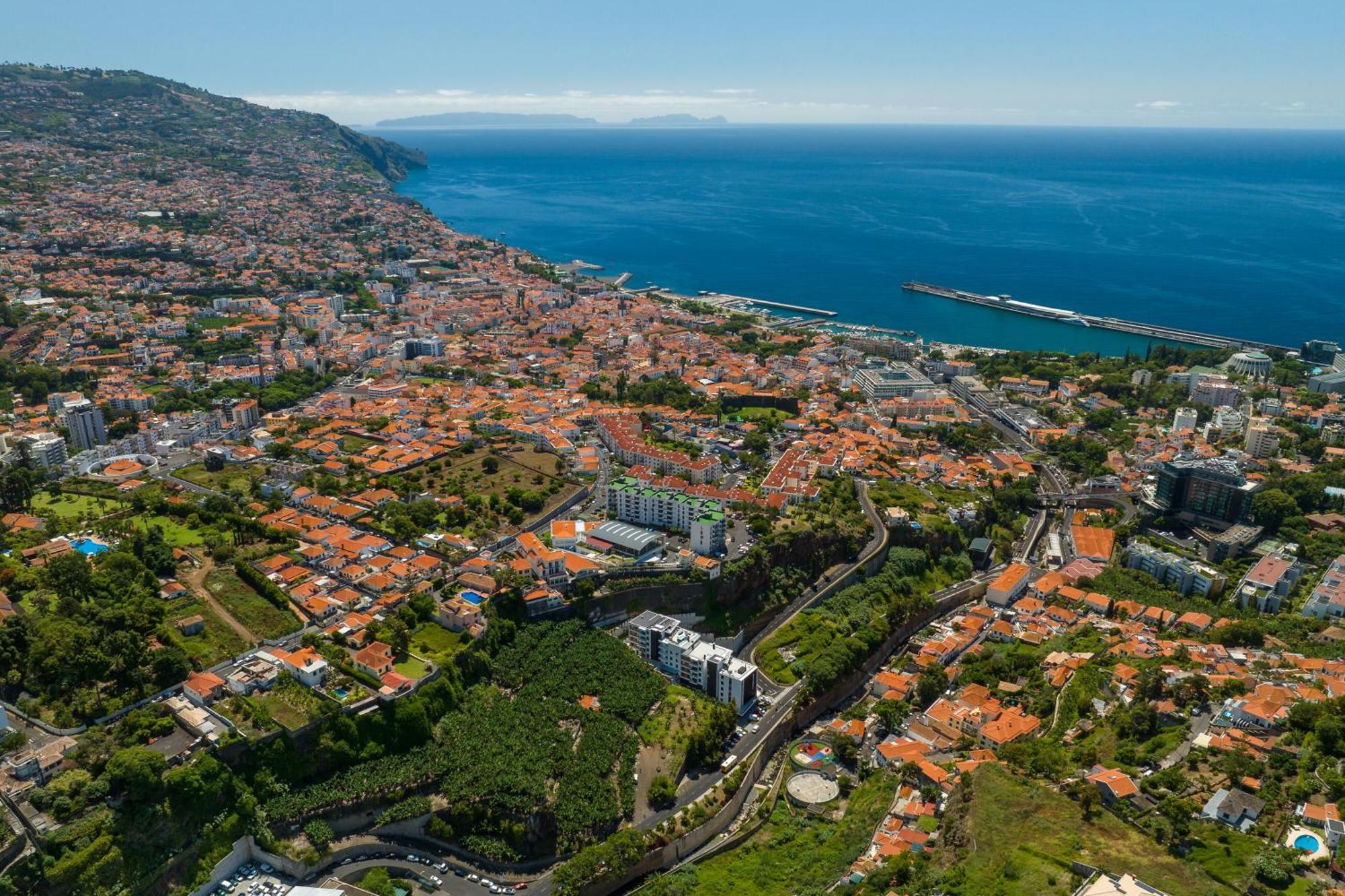 Need Center Funchal (Madeira)