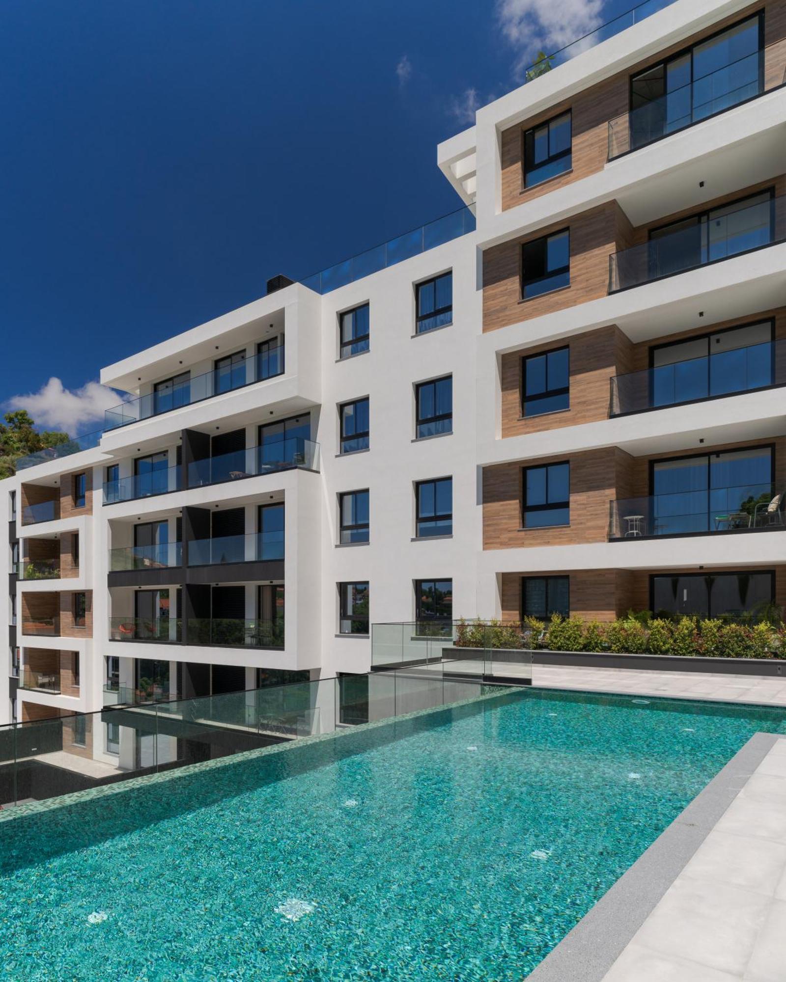 Need Center Apartment
