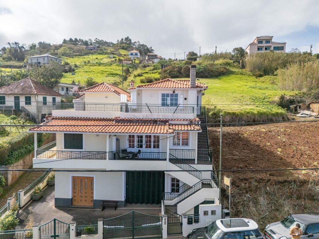 Vale Sereno Apartment
