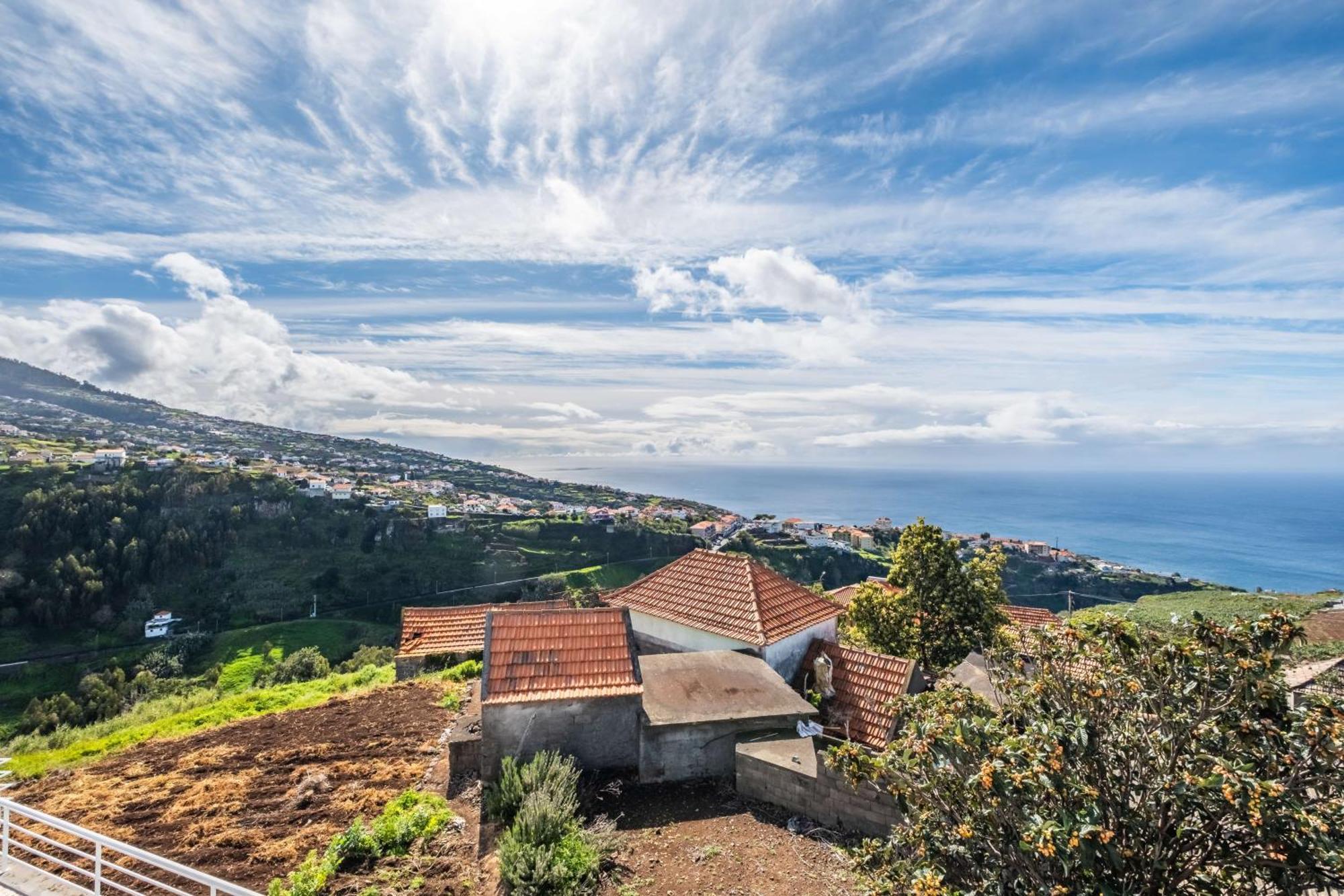 Sunrise * Estreito Da Calheta