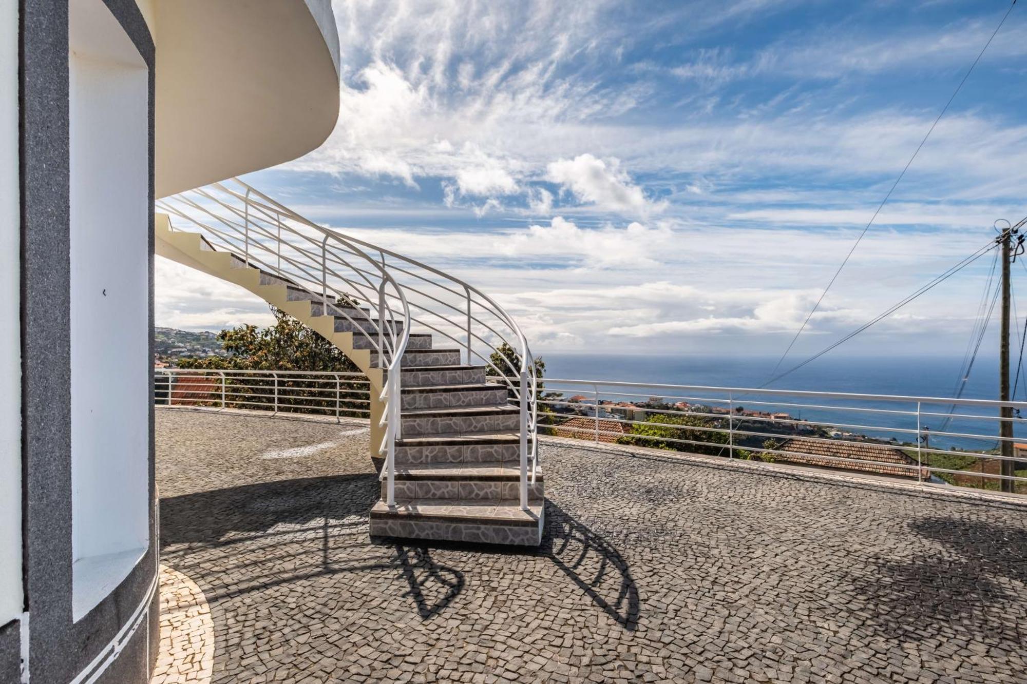 Sunrise Holiday home Estreito Da Calheta
