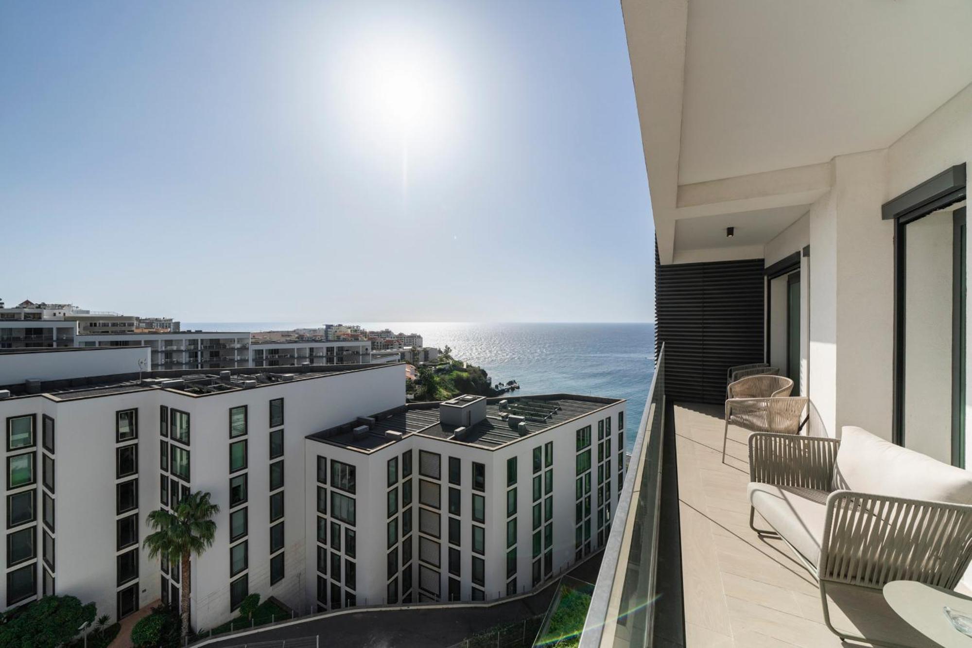 Apartment Acqua Iv By An Island