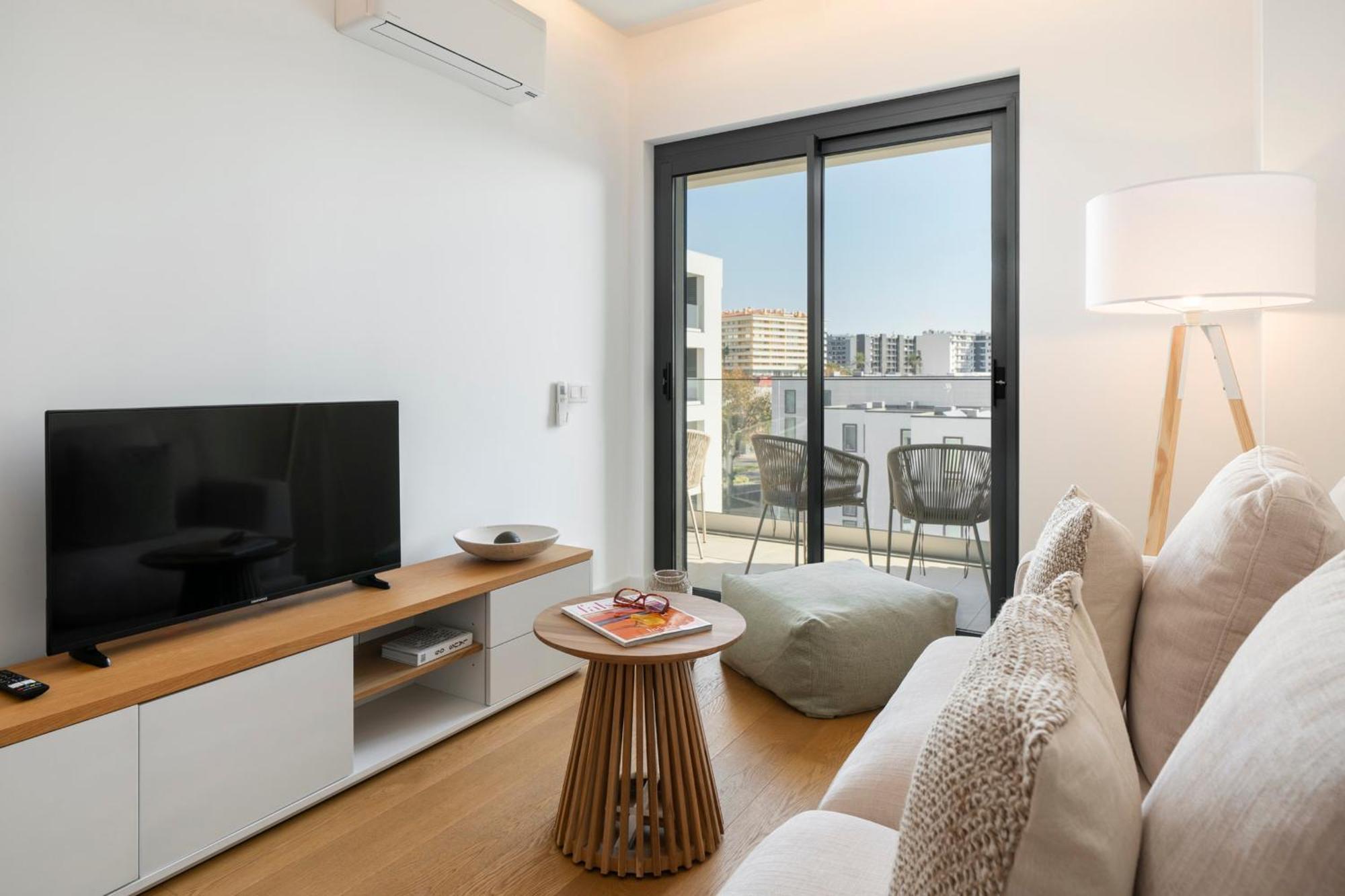 Apartment Acqua Iv By An Island