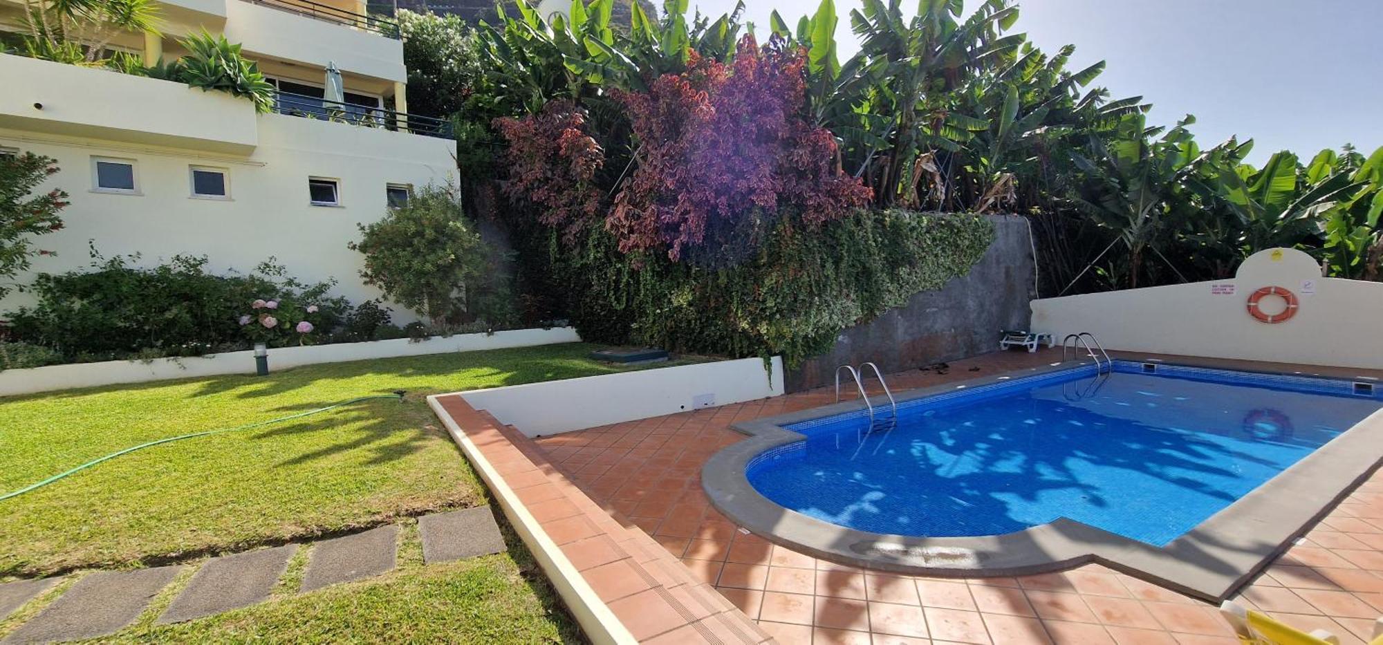 Sunny Arco Retreat *