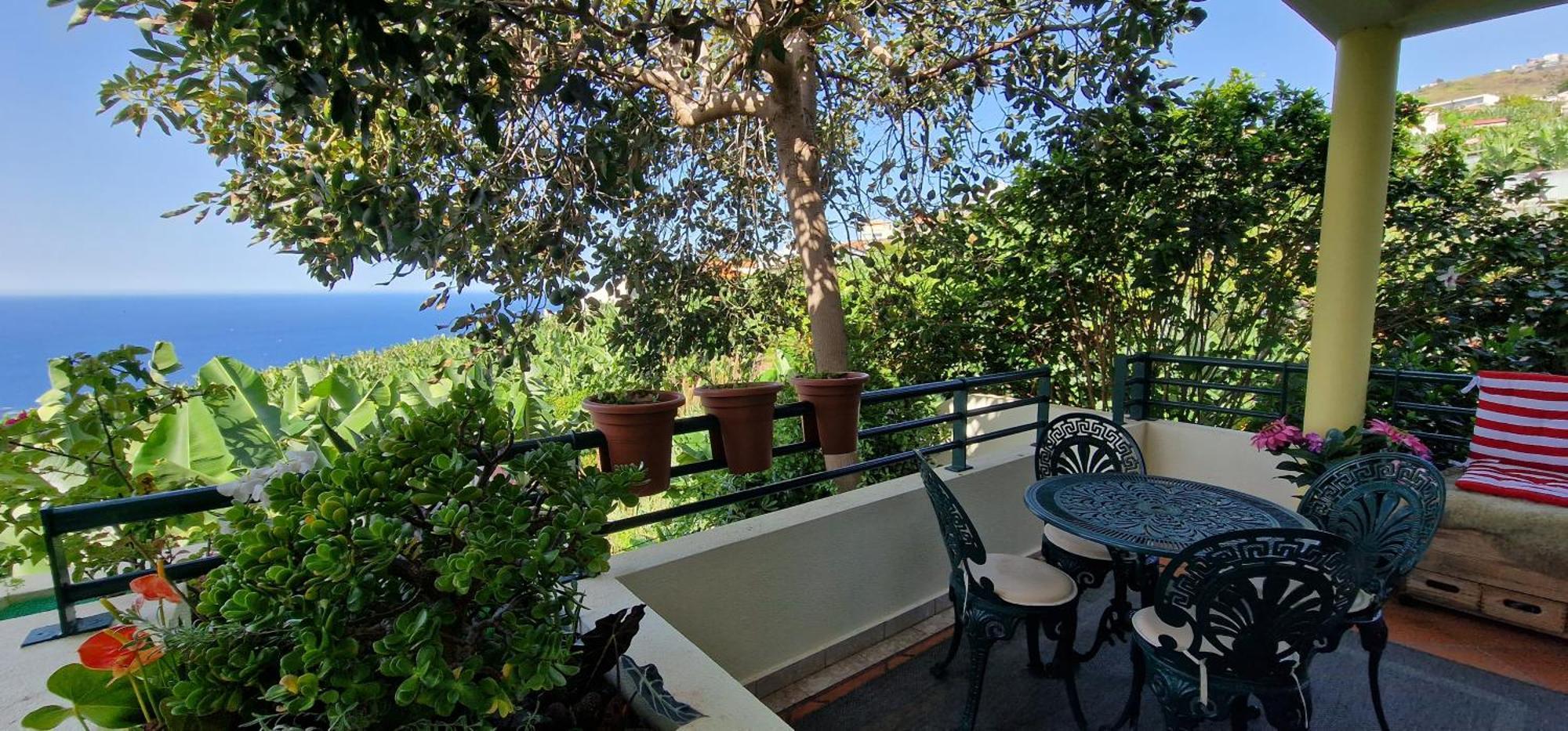 Sunny Arco Retreat