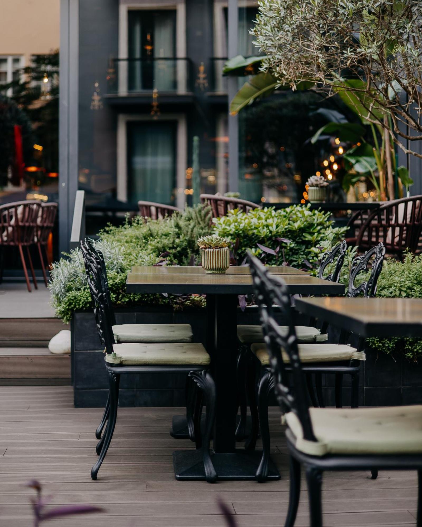 138 Liberdade 5* Lisbon