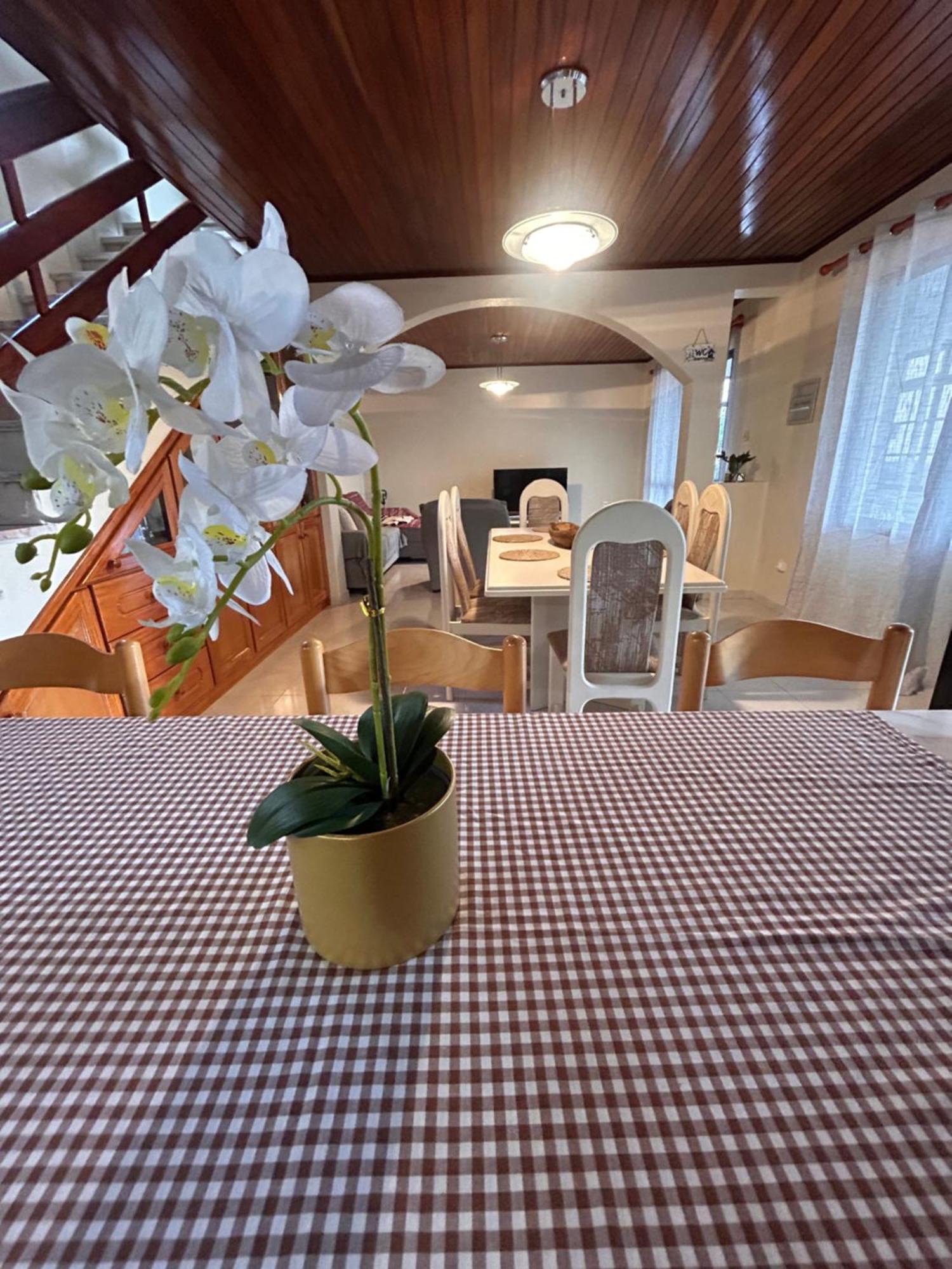 A Casa Da Minha Mae Paul do Mar (Madeira)