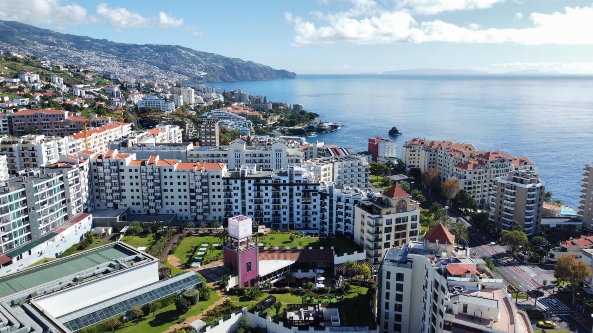 Forum Madeira Apartment