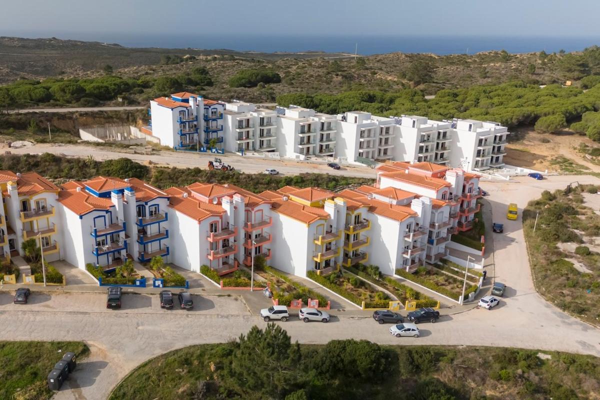 Casa Palmeira Apartment