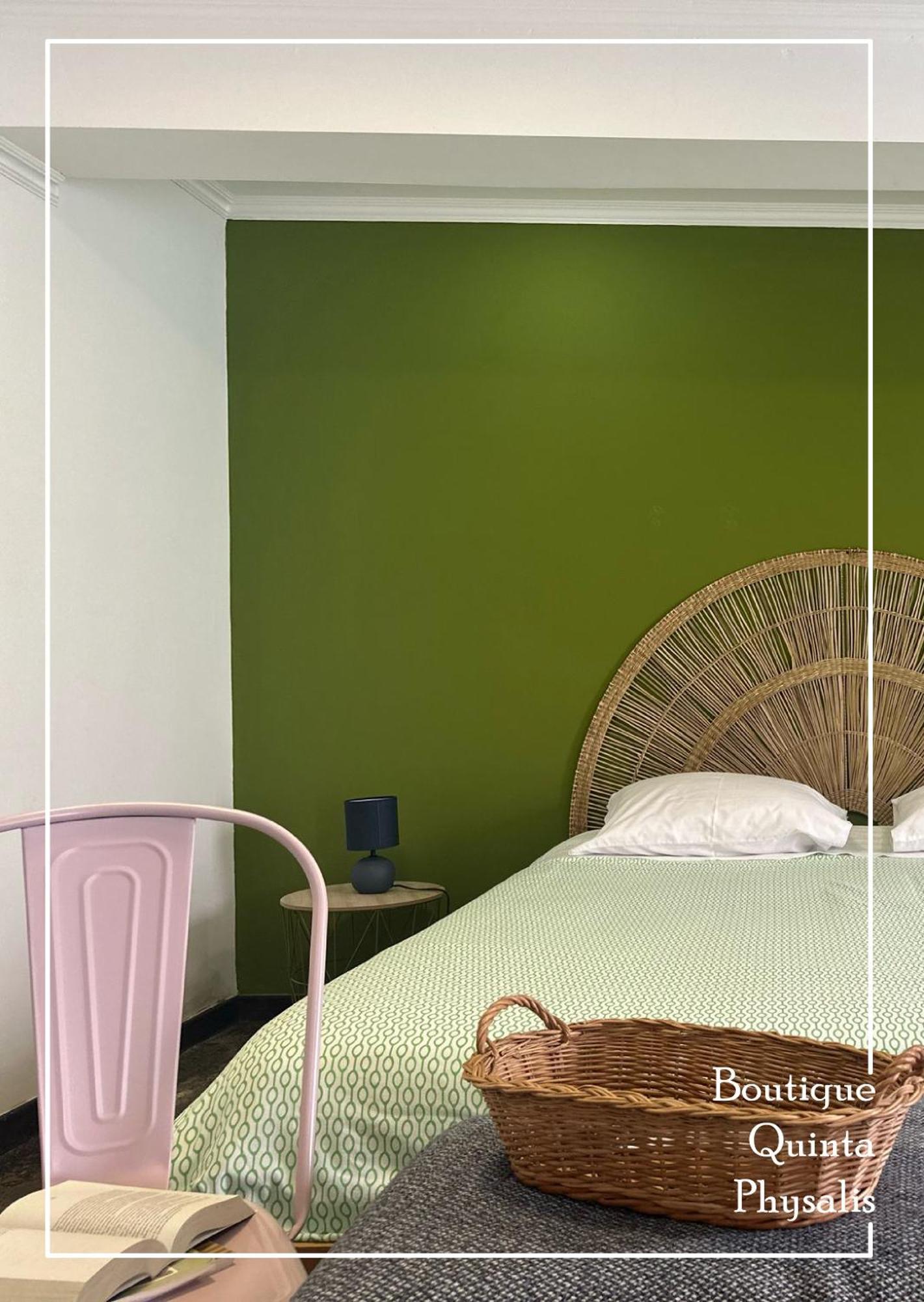 Homestay Boutique Quinta Physalis Fenais da Luz