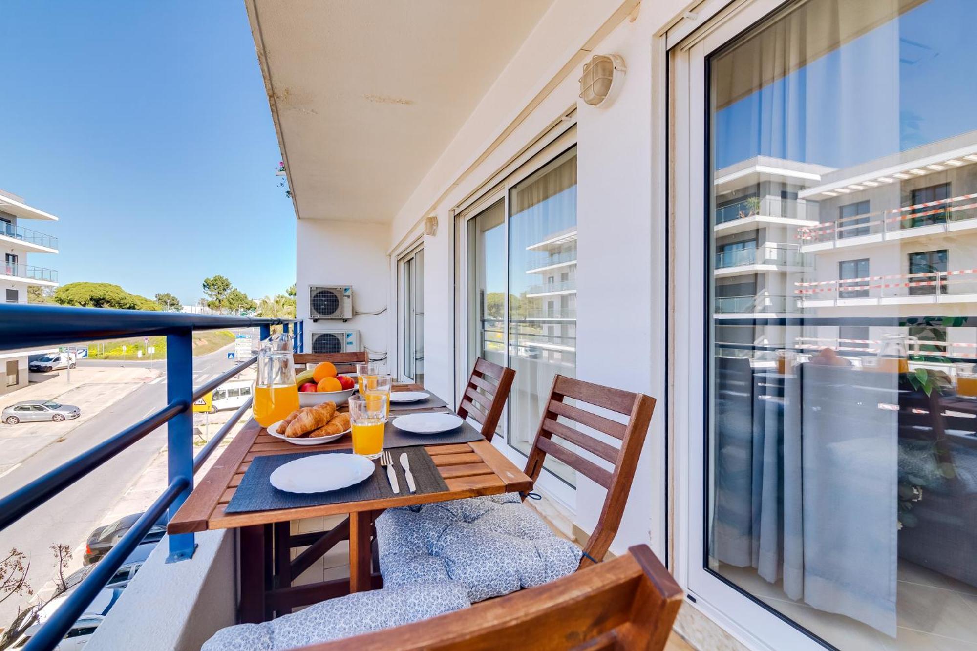 Colina Sol T2 Apartment Quarteira