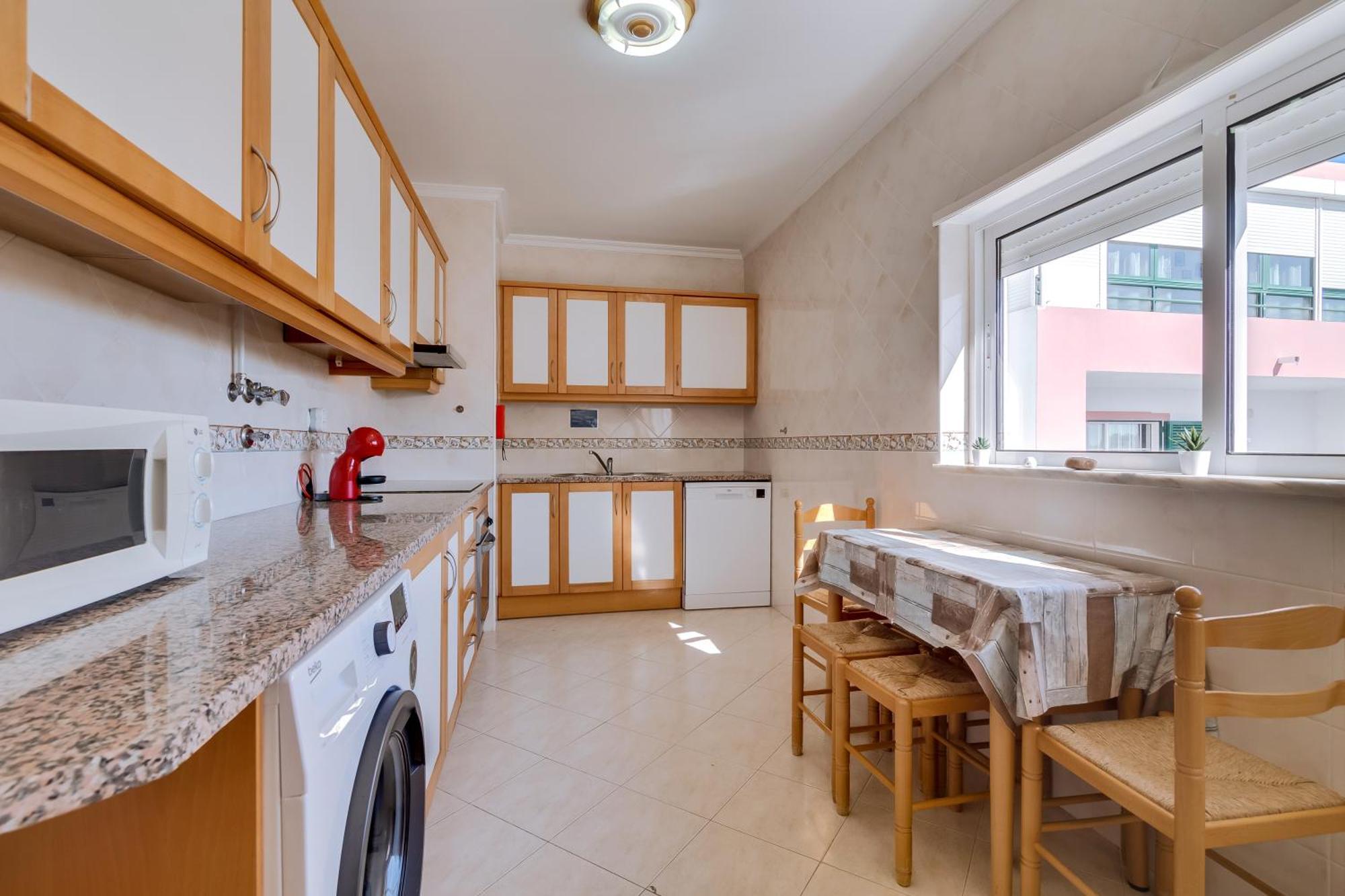 Colina Sol T2 Apartment