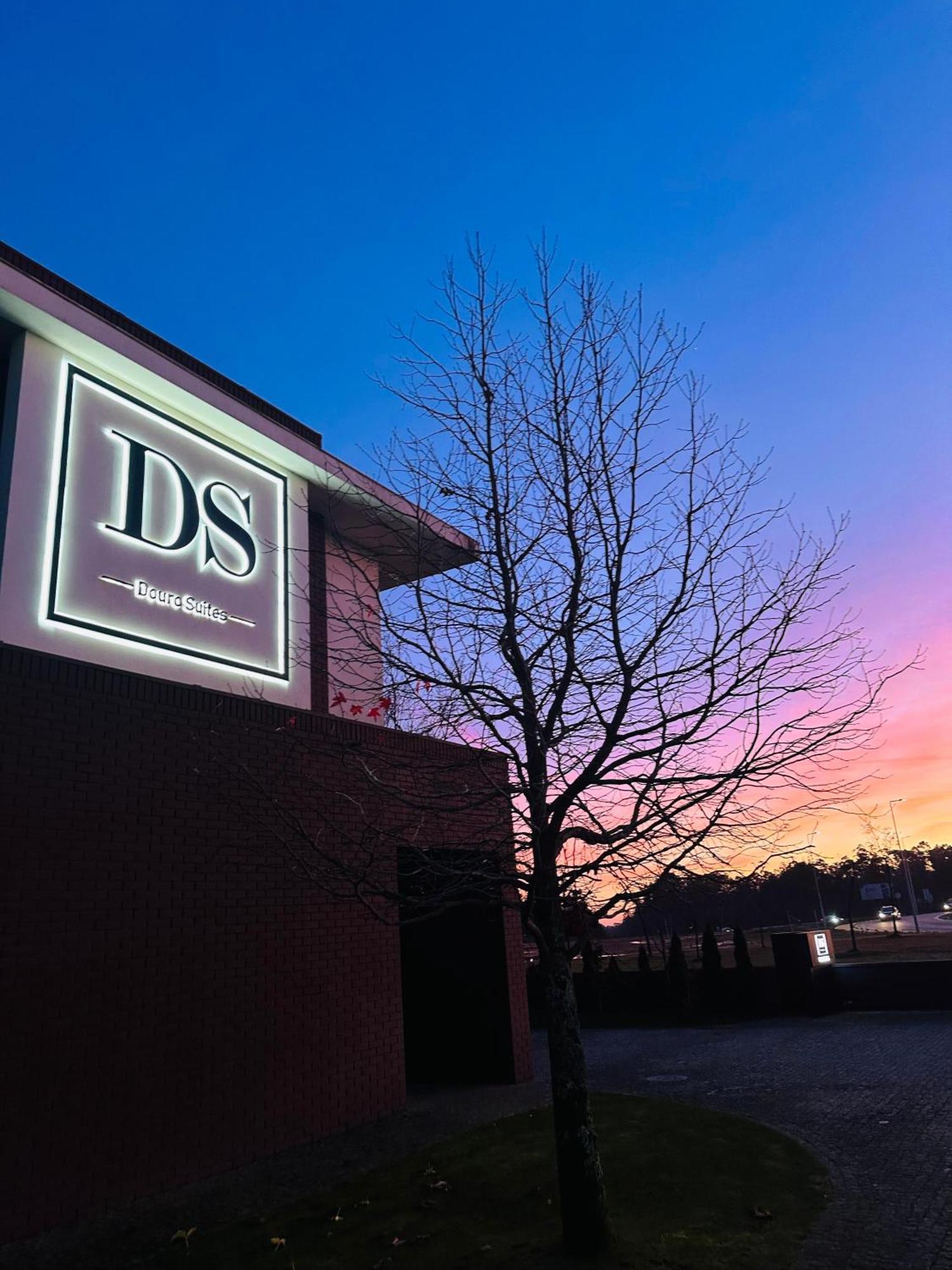 Ds Lusopark 4*