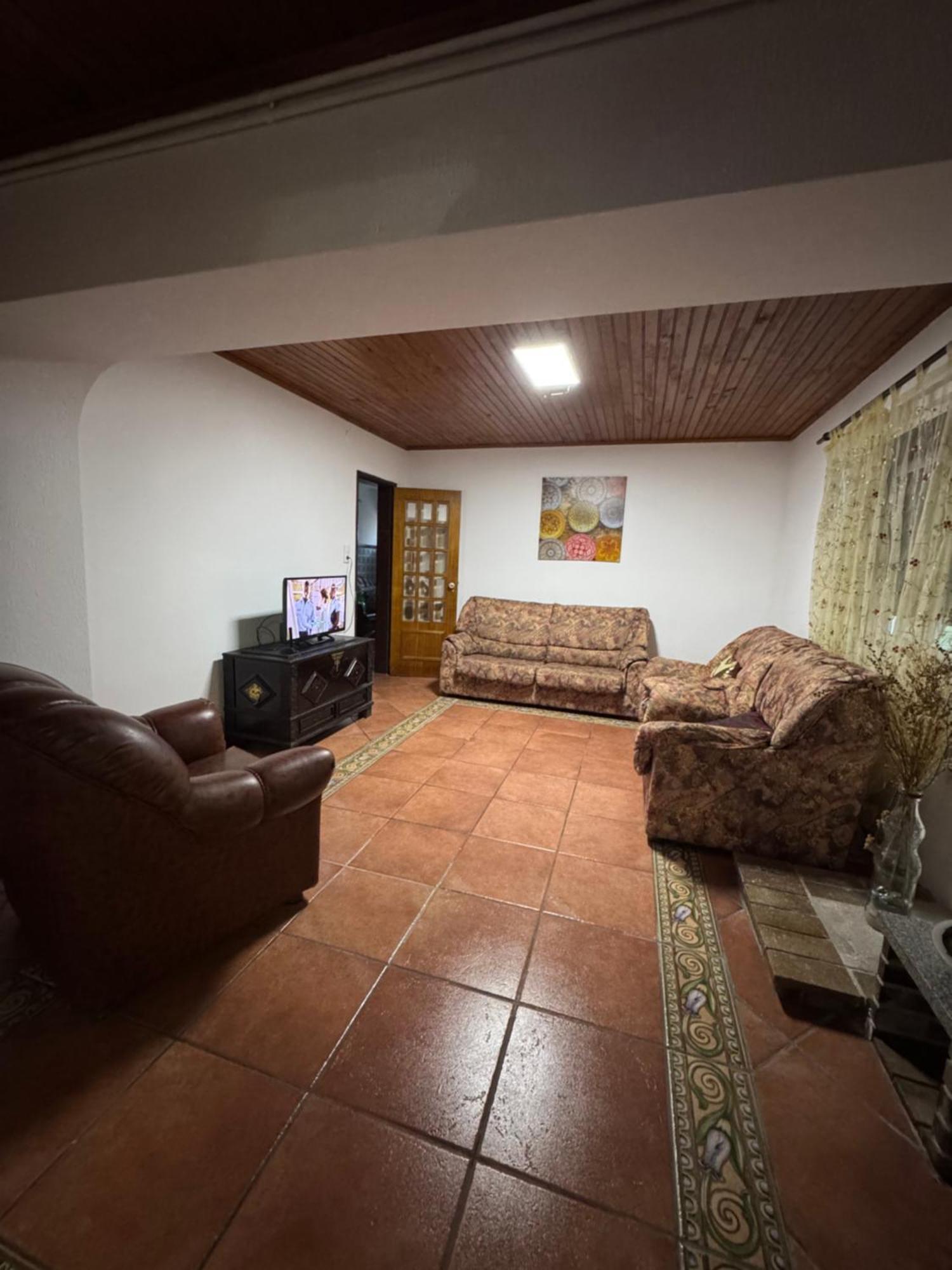 Hostel House Mariona Caminha
